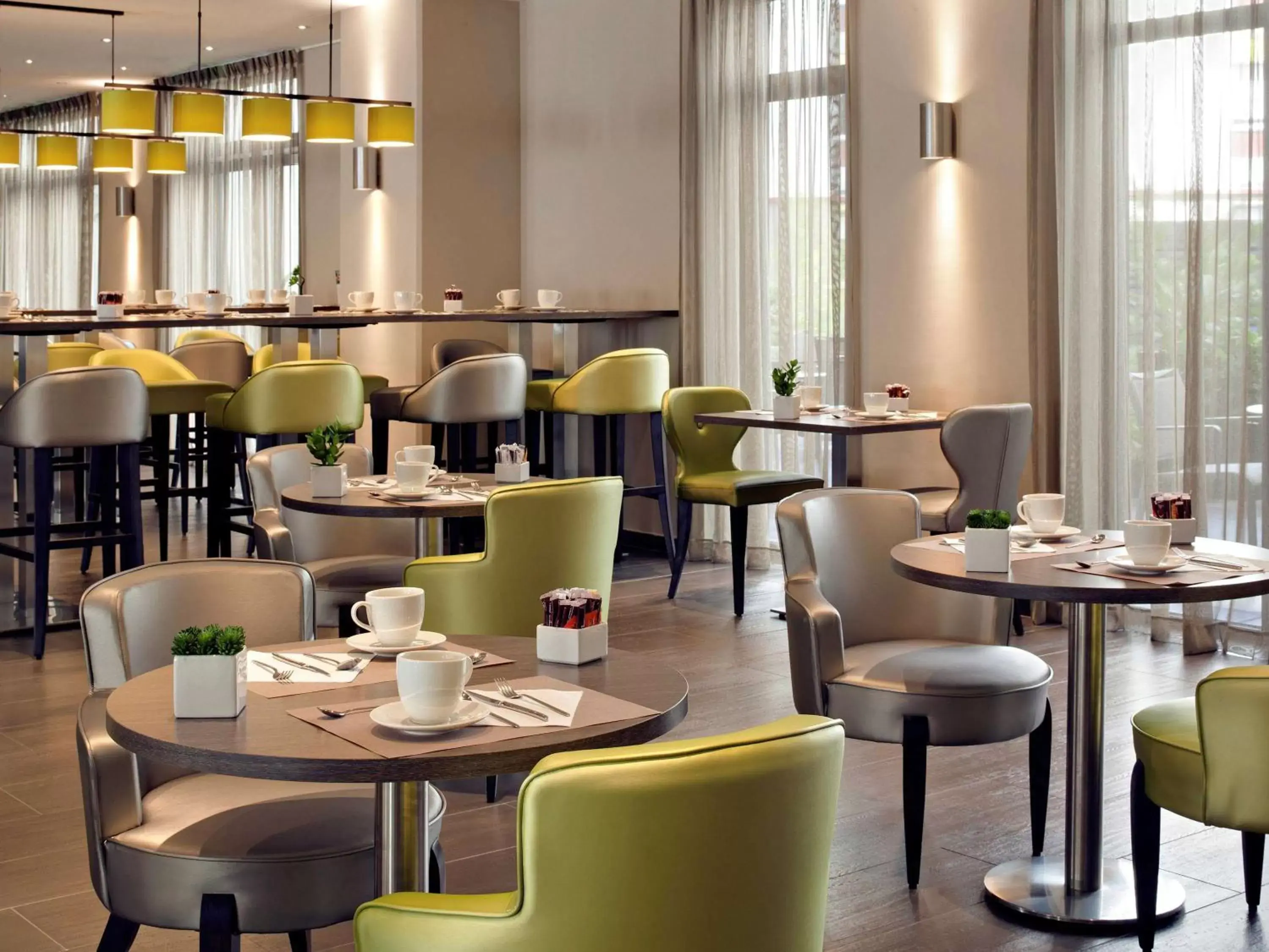 Restaurant/Places to Eat in Mercure Clermont Ferrand centre Jaude