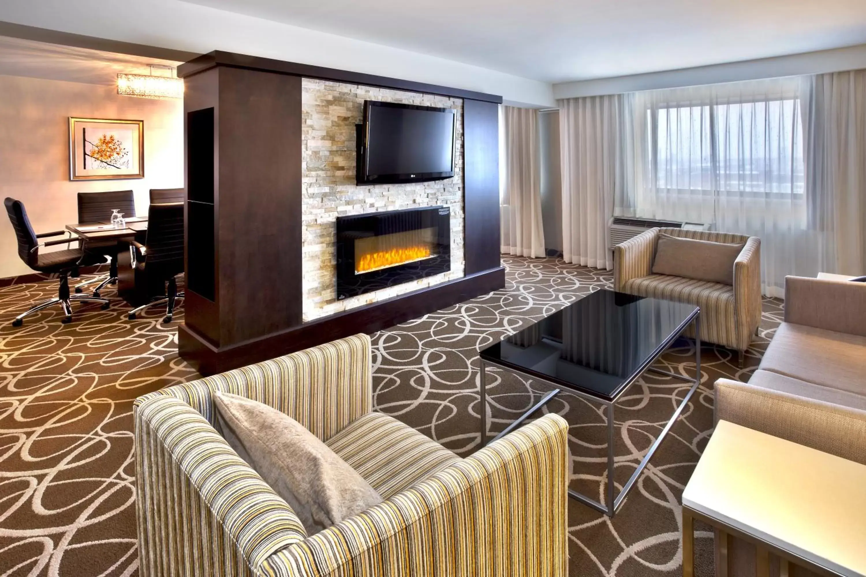 Meeting/conference room, Seating Area in Crowne Plaza Kitchener-Waterloo, an IHG Hotel