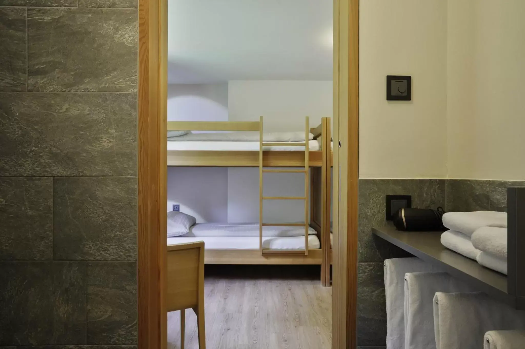 Bunk Bed in Gletscher-Hotel Morteratsch