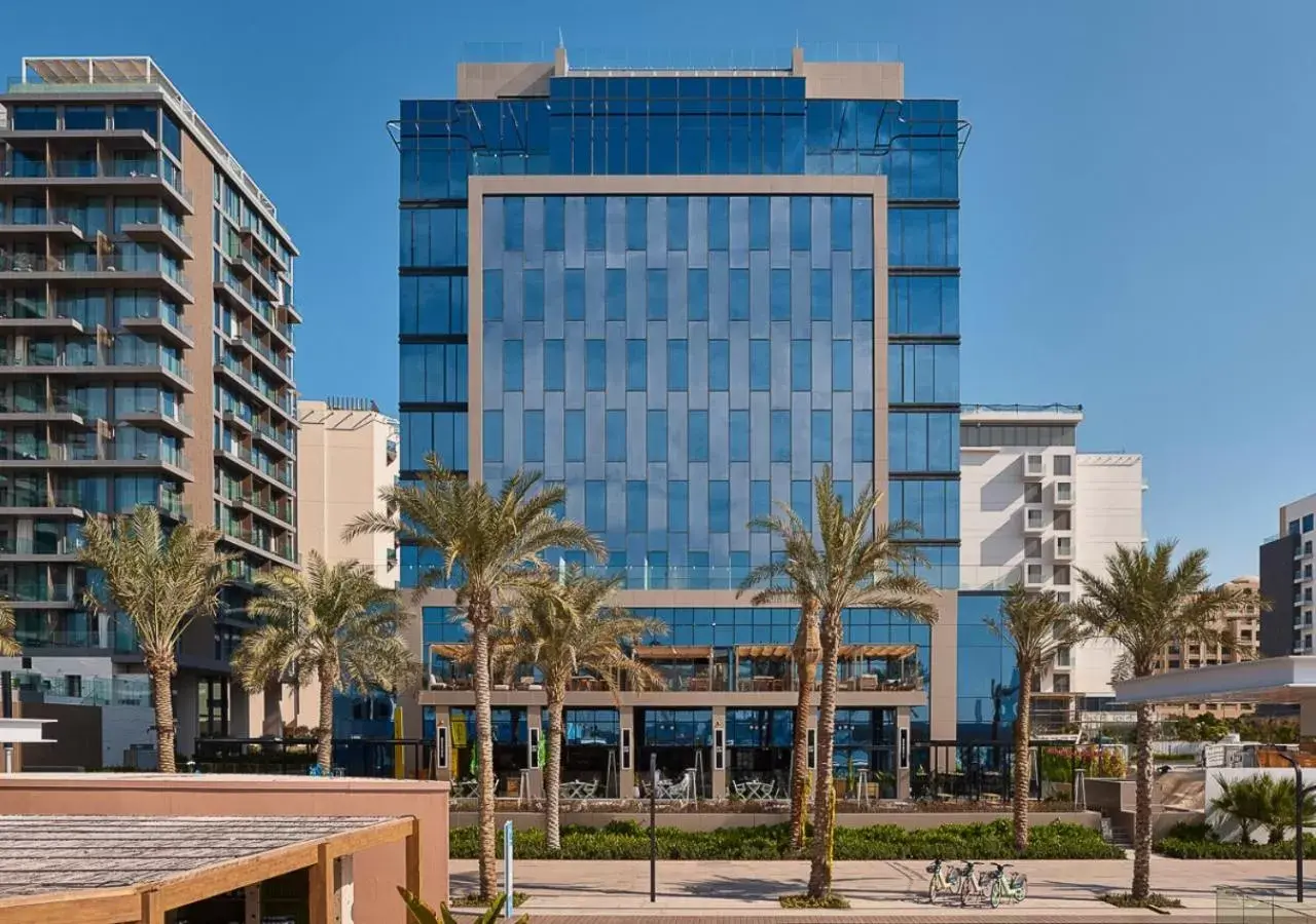 Facade/entrance, Property Building in voco Dubai The Palm, an IHG Hotel