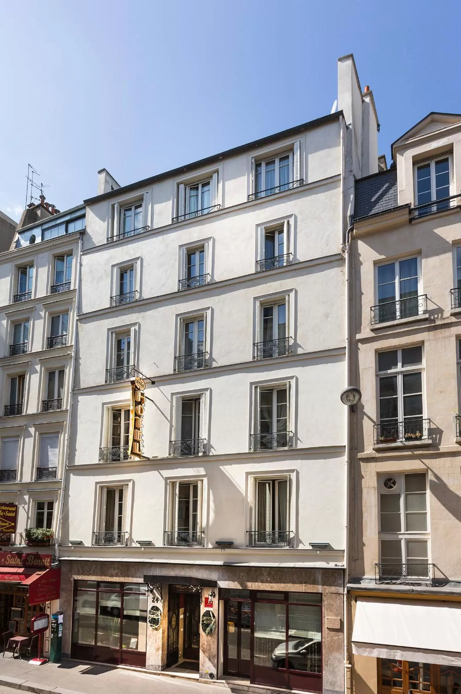 Facade/entrance in Crystal Hotel