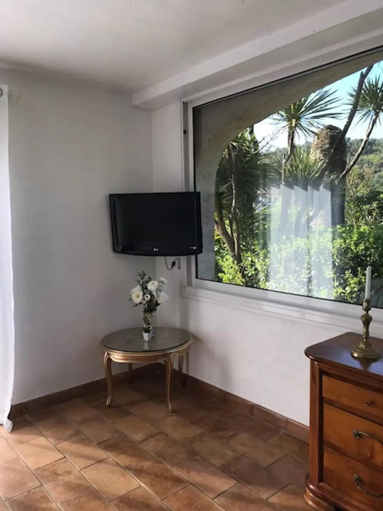 TV and multimedia, TV/Entertainment Center in villa santa rita