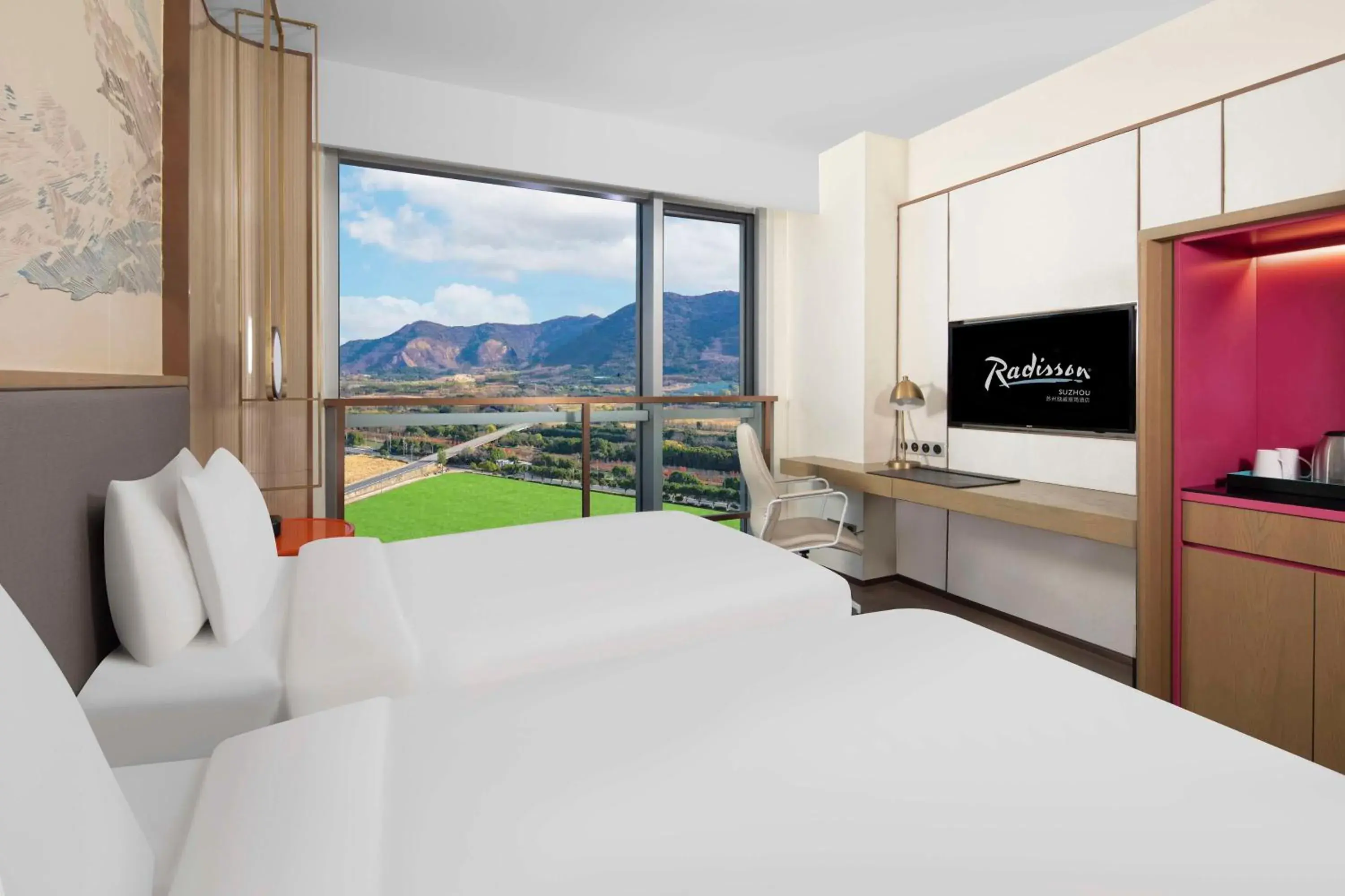 Bedroom, Mountain View in Radisson Suzhou