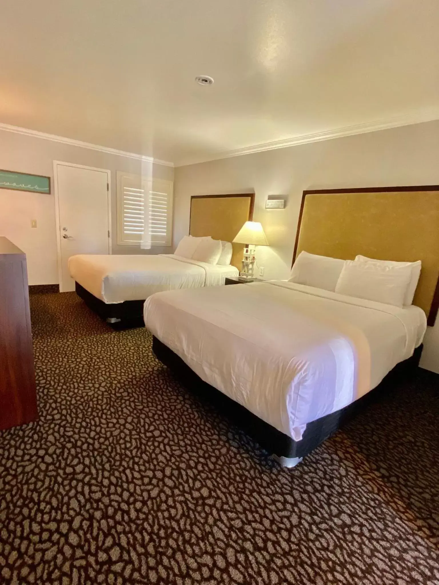 Bed in Morro Shores Inn And Suites