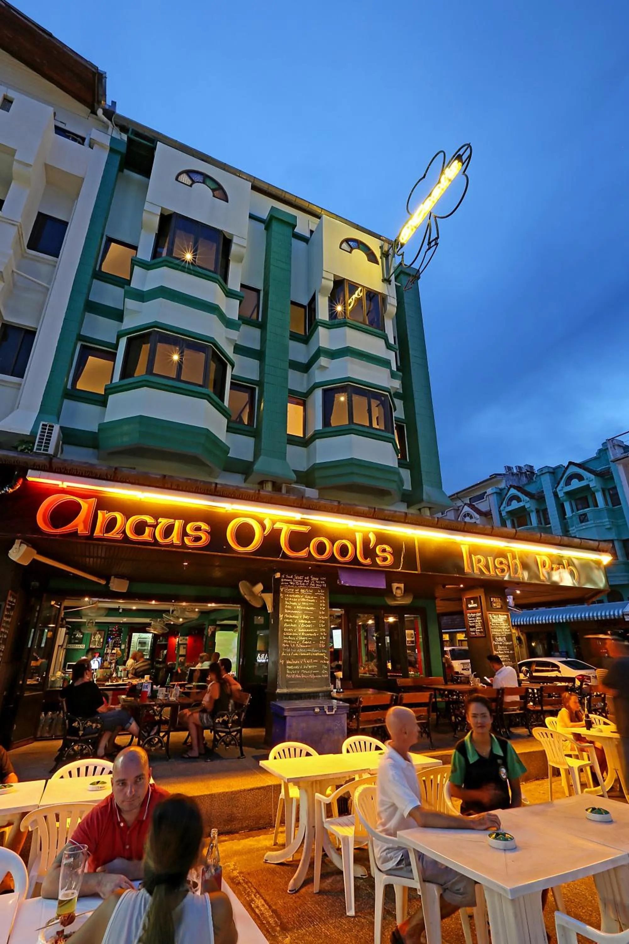 group of guests in Angus O'Tool's Guesthouse