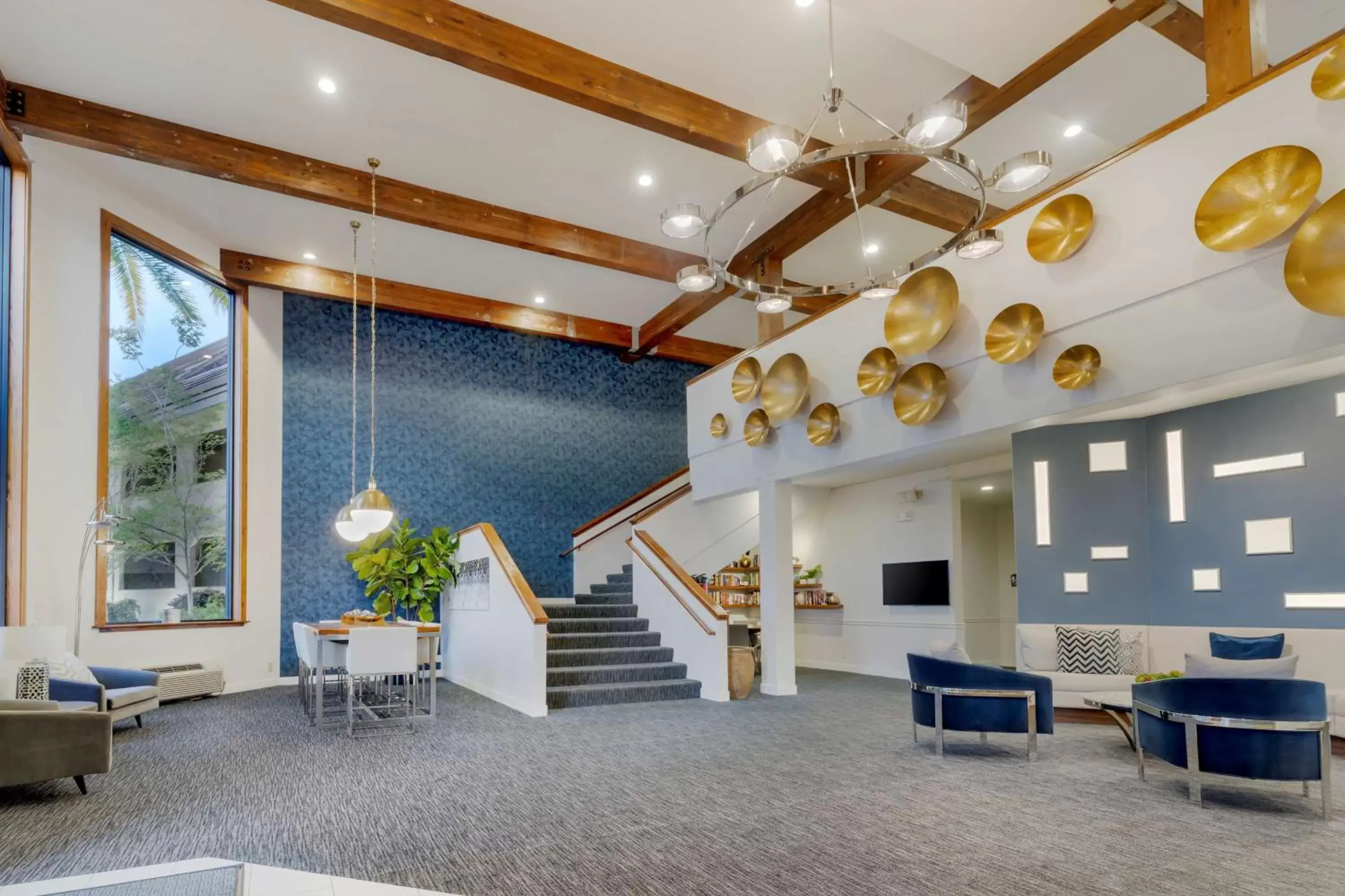 Lobby or reception in Best Western Plus Novato Oaks Inn