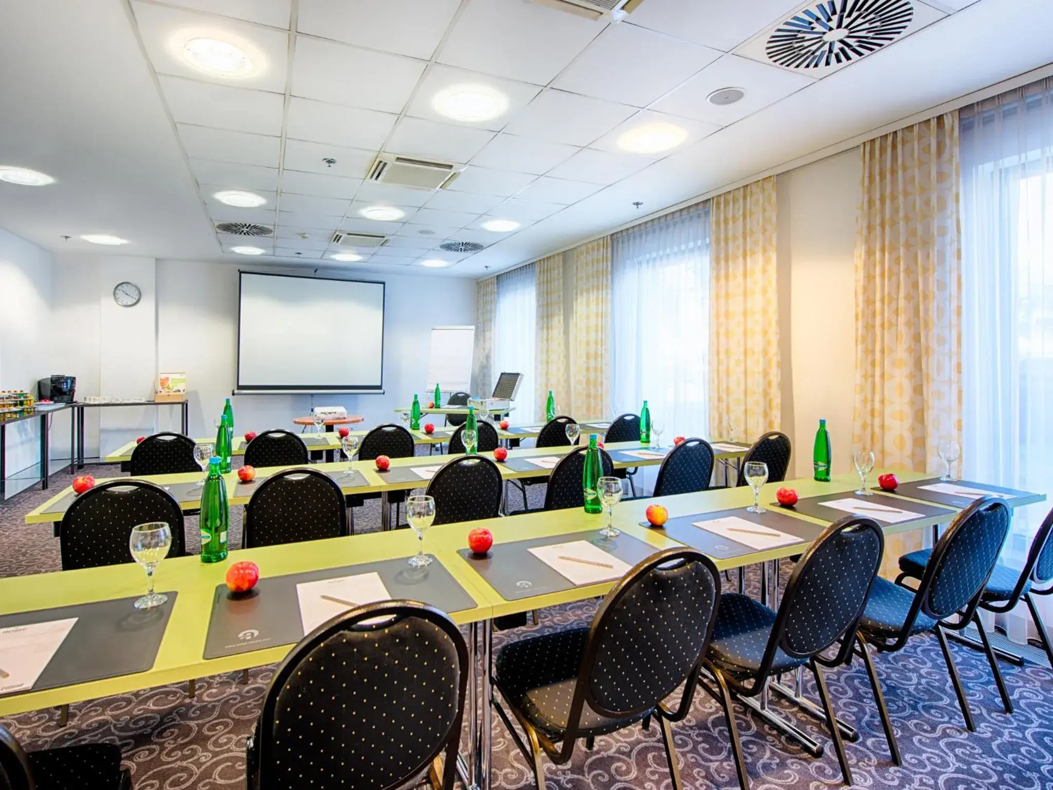 Area and facilities in Achat Premium Hotel Budapest