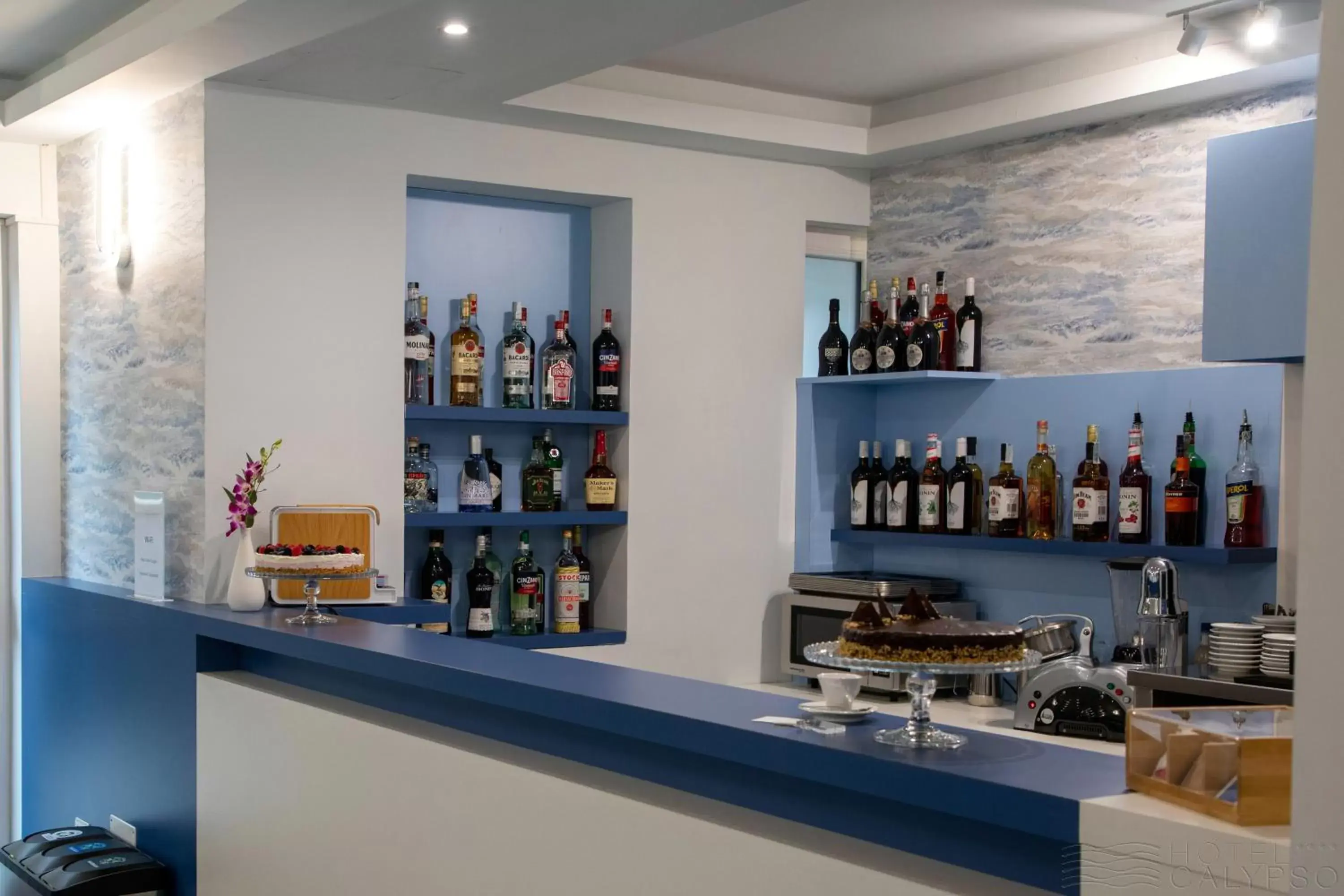 Restaurant/places to eat, Lounge/Bar in Hotel Calypso