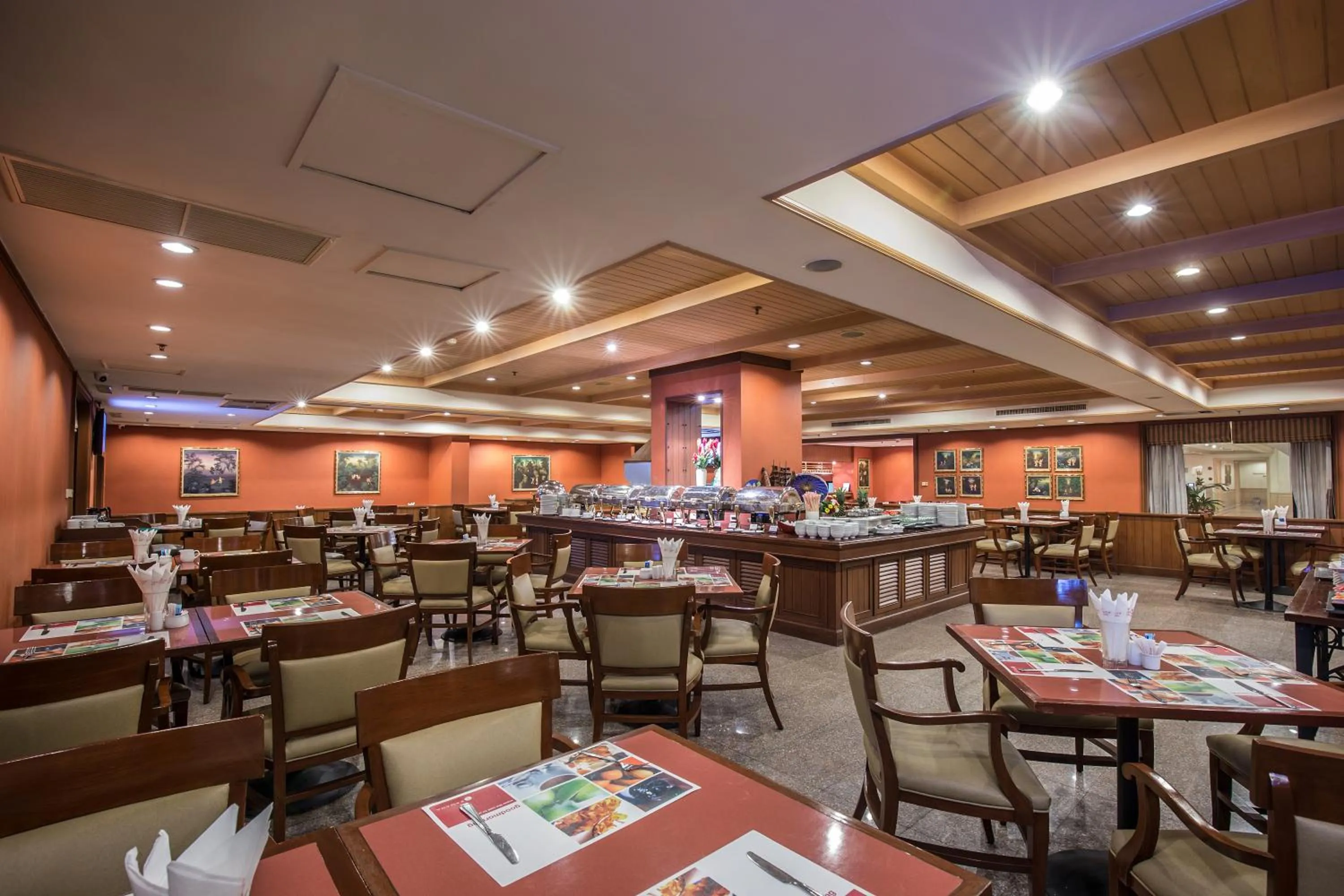 Restaurant/places to eat in Ramada by Wyndham D MA Bangkok