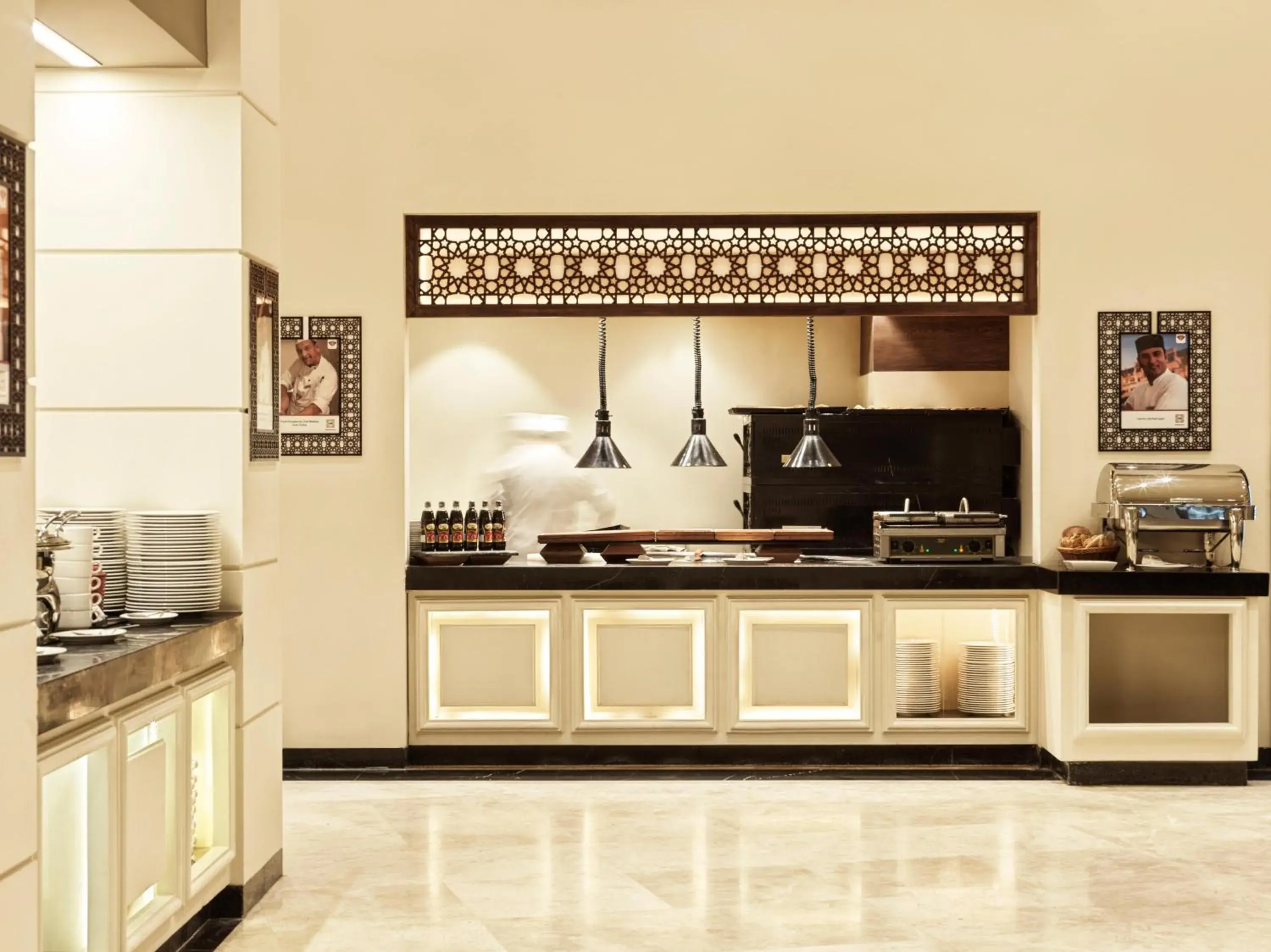 Restaurant/places to eat, Kitchen/Kitchenette in Fanar Hotel & Residences