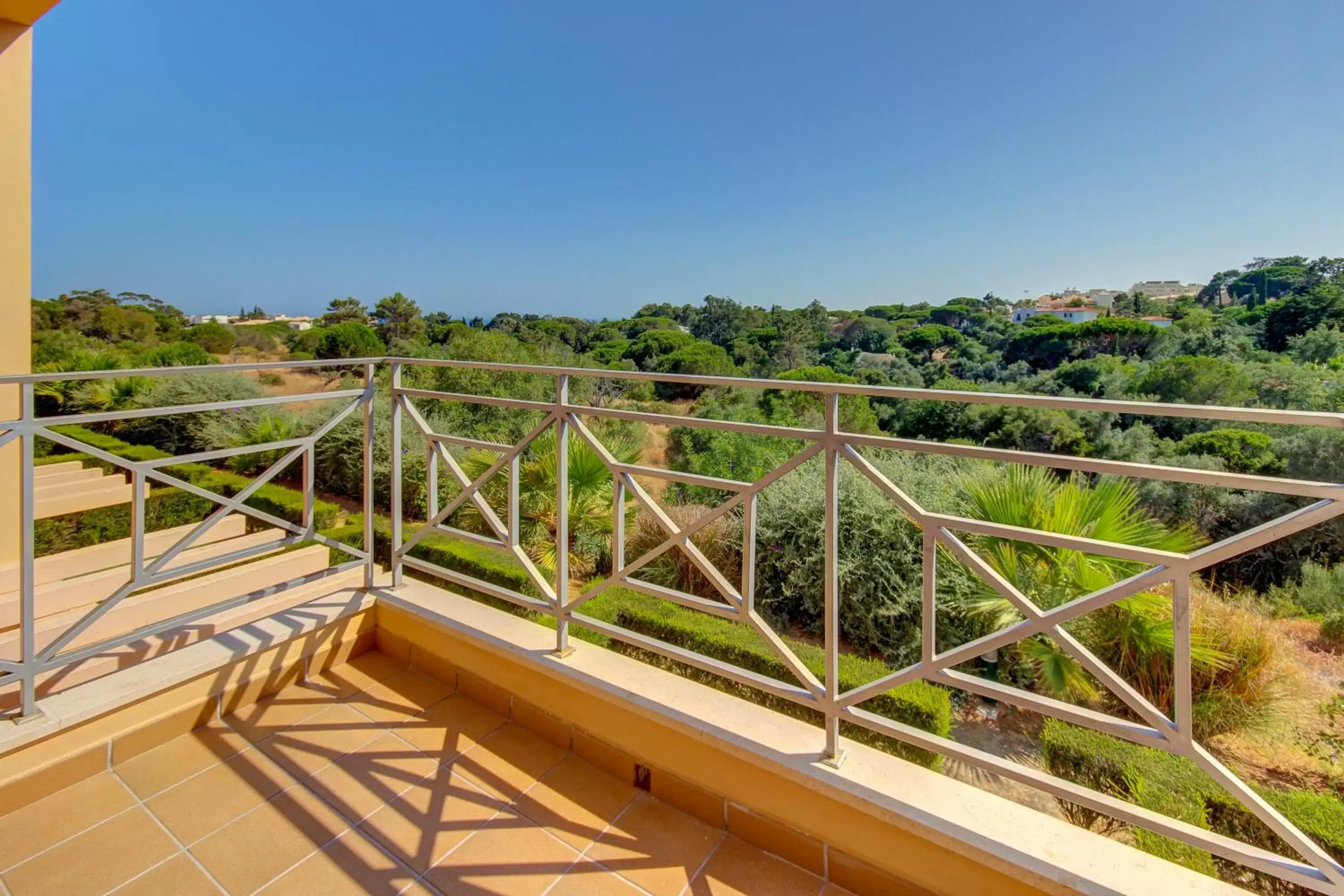 View (from property/room), Balcony/Terrace in Pinheiros da Balaia Villas