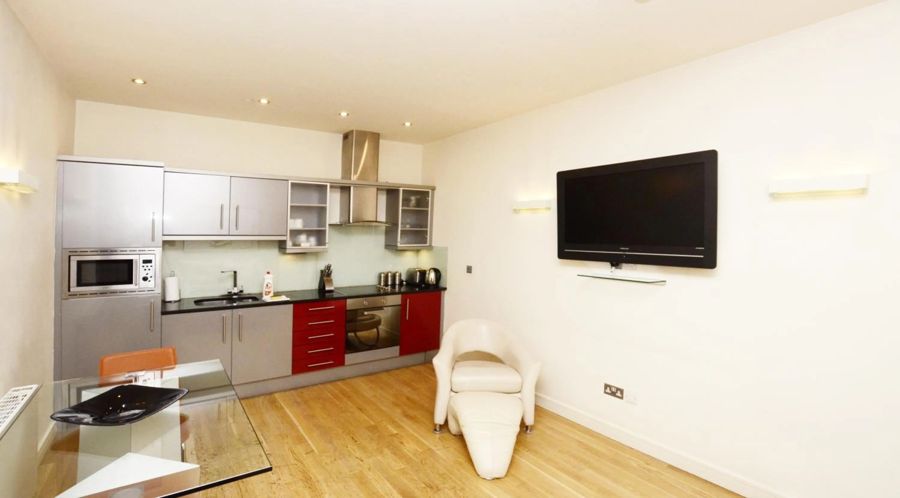 TV and multimedia in The Harrington - Gloucester Road - 1 Harrington Gardens