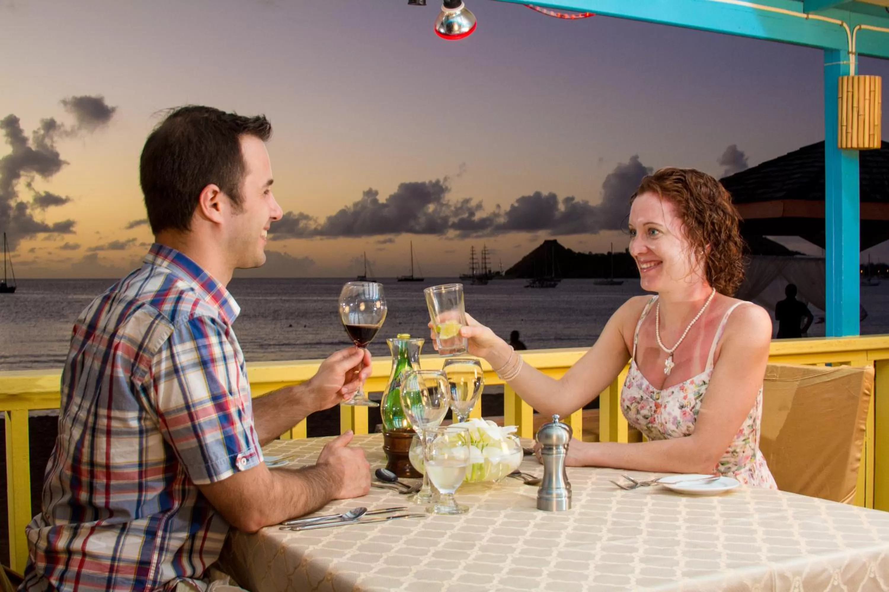 Restaurant/places to eat in Bay Gardens Beach Resort & Spa