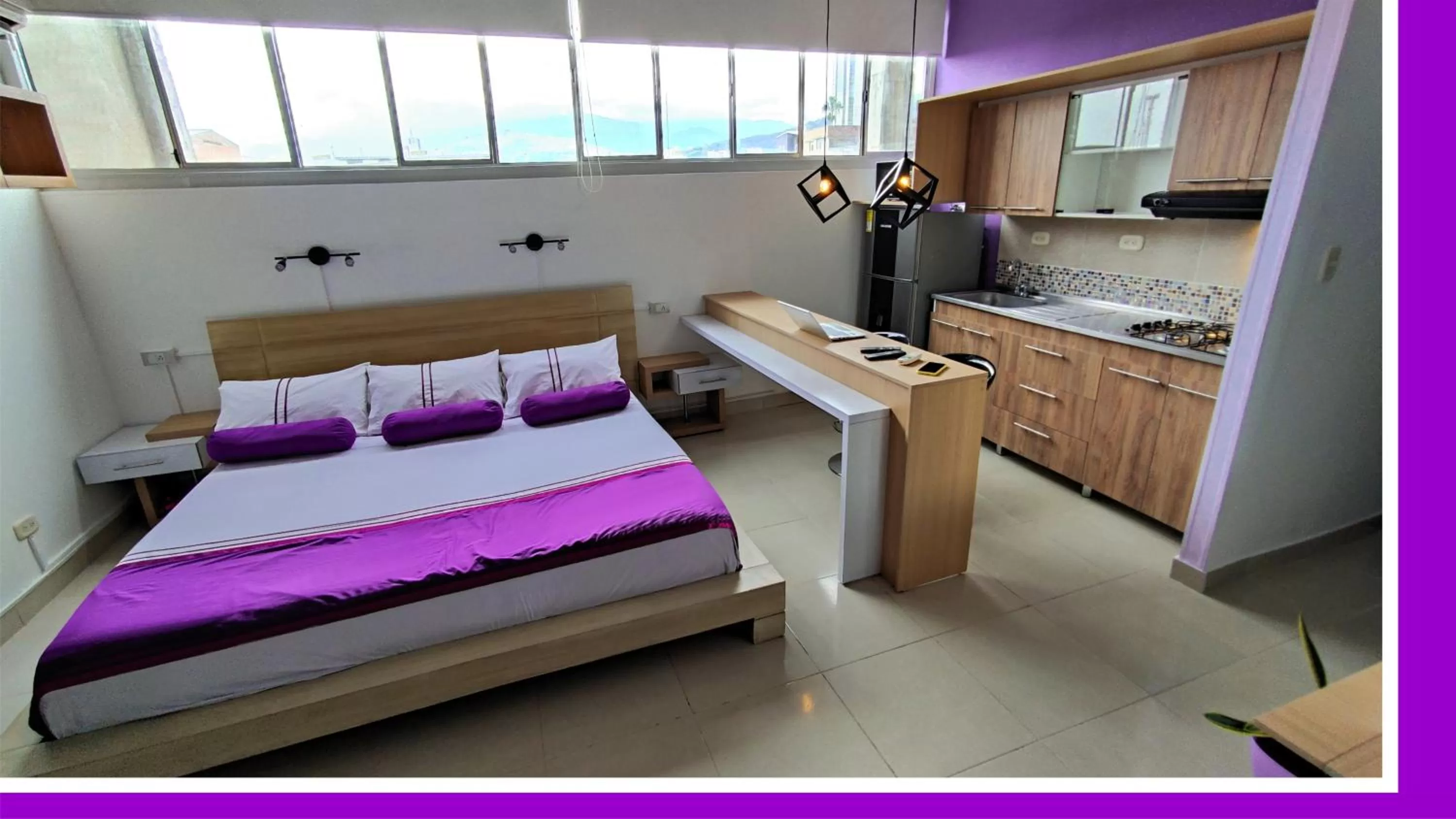 Bed, Kitchen/Kitchenette in HOTEL COLOURS Cali