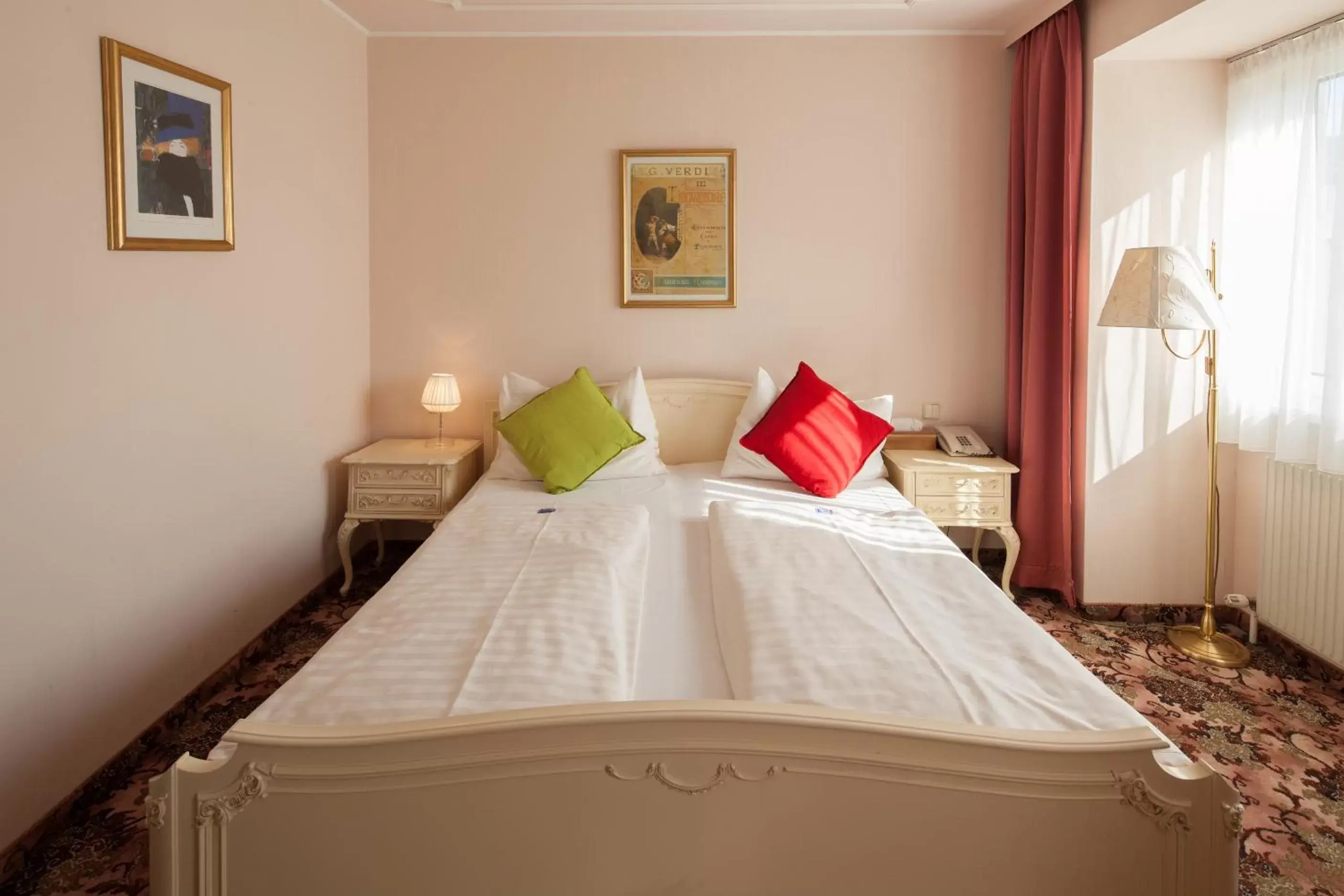 Bed in Aviano Boutiquehotel