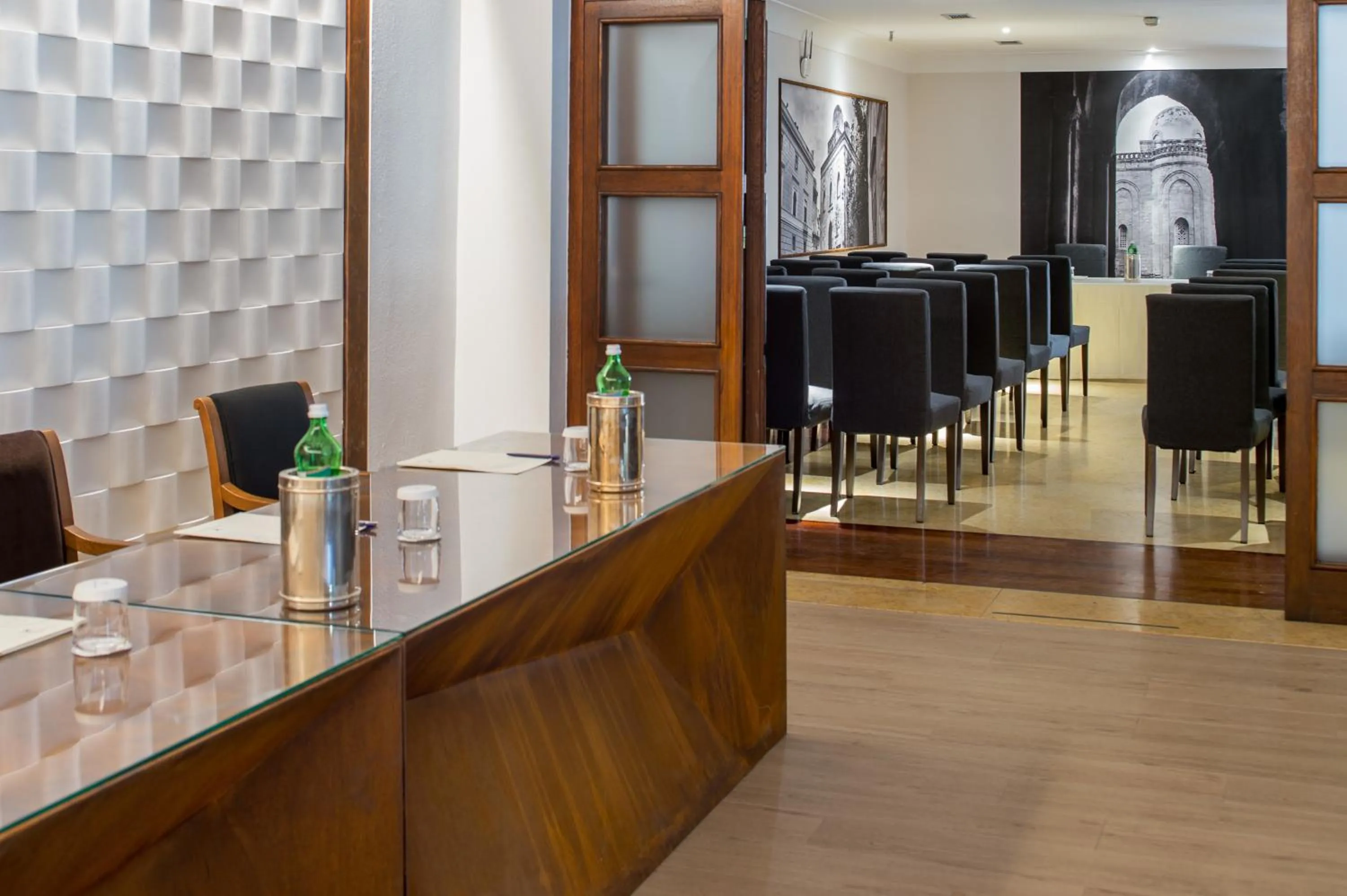 Business facilities in Hotel Federico II Central Palace