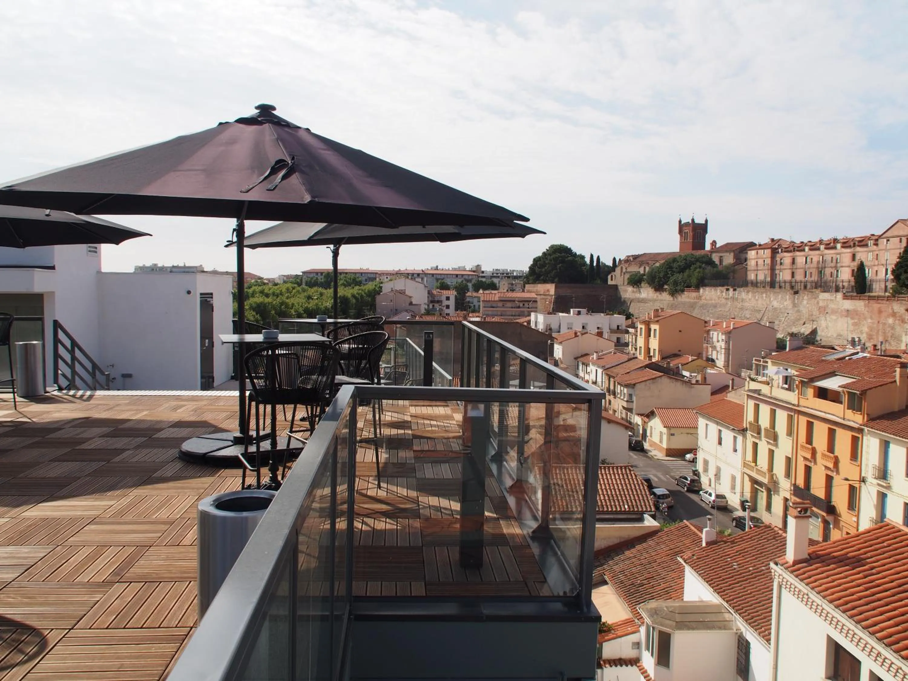 Balcony/Terrace in Dali Hôtel Perpignan - Restaurant
