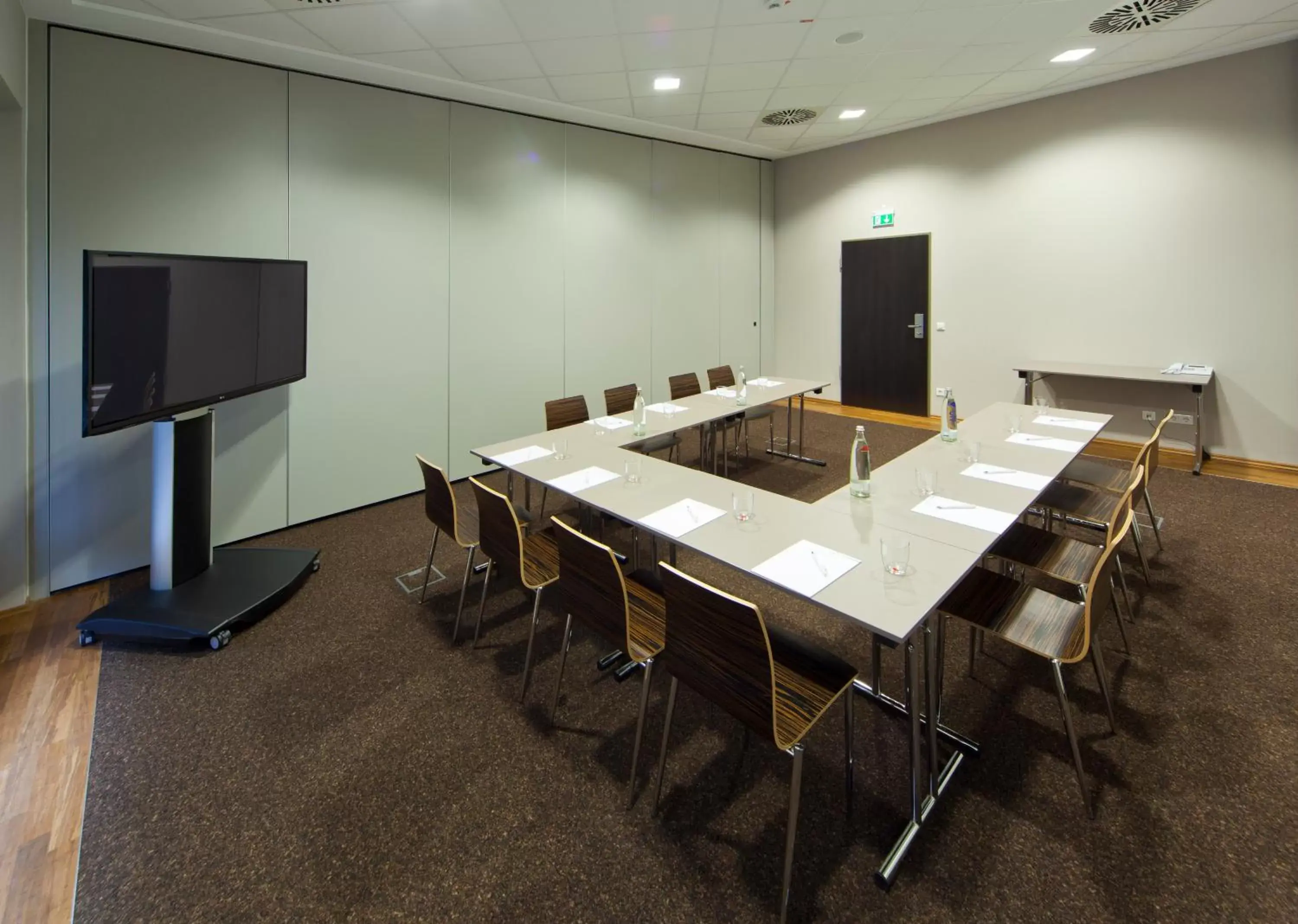 Meeting/conference room in Kedi Hotel Papenburg