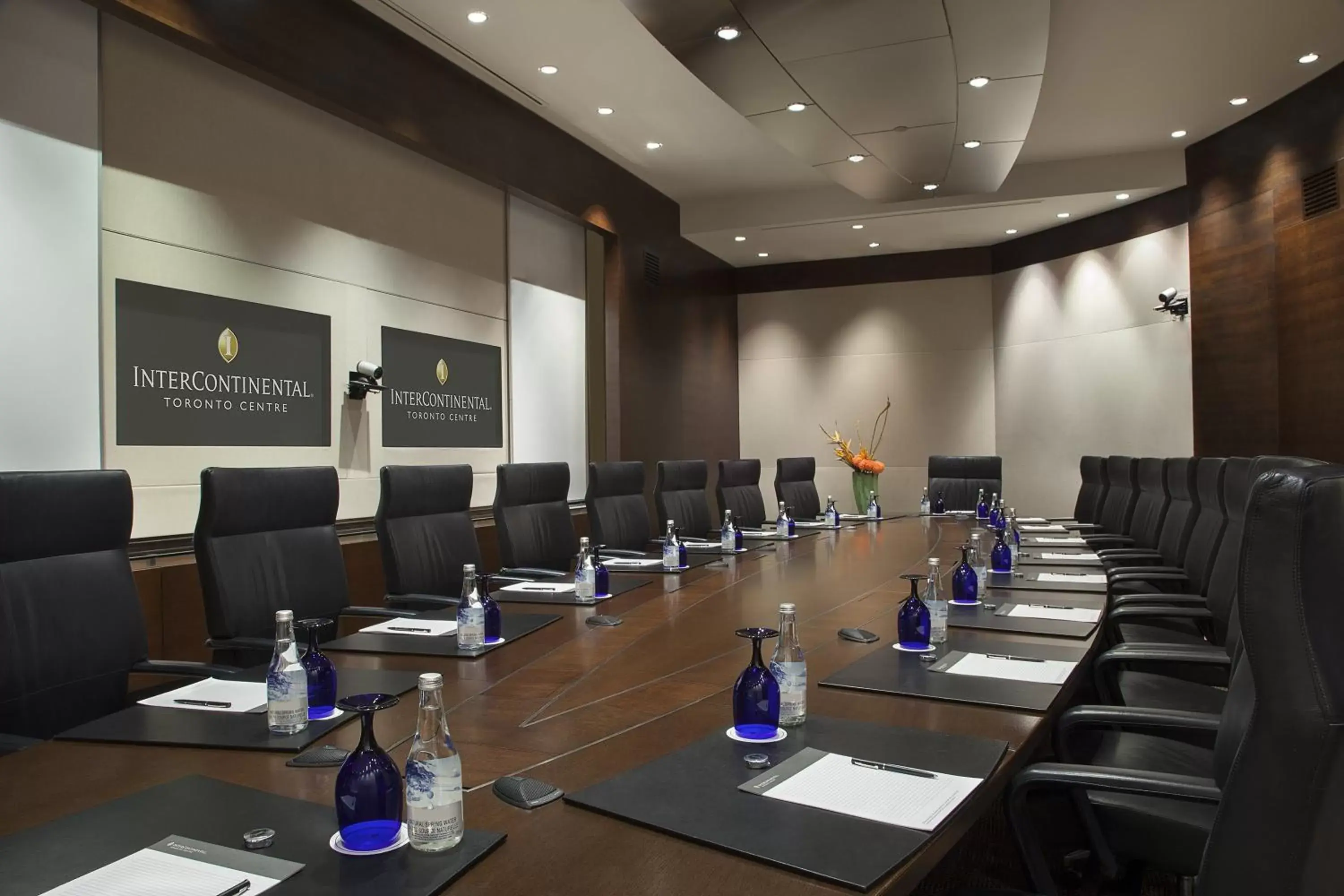 Meeting/conference room in InterContinental Toronto Centre, an IHG Hotel