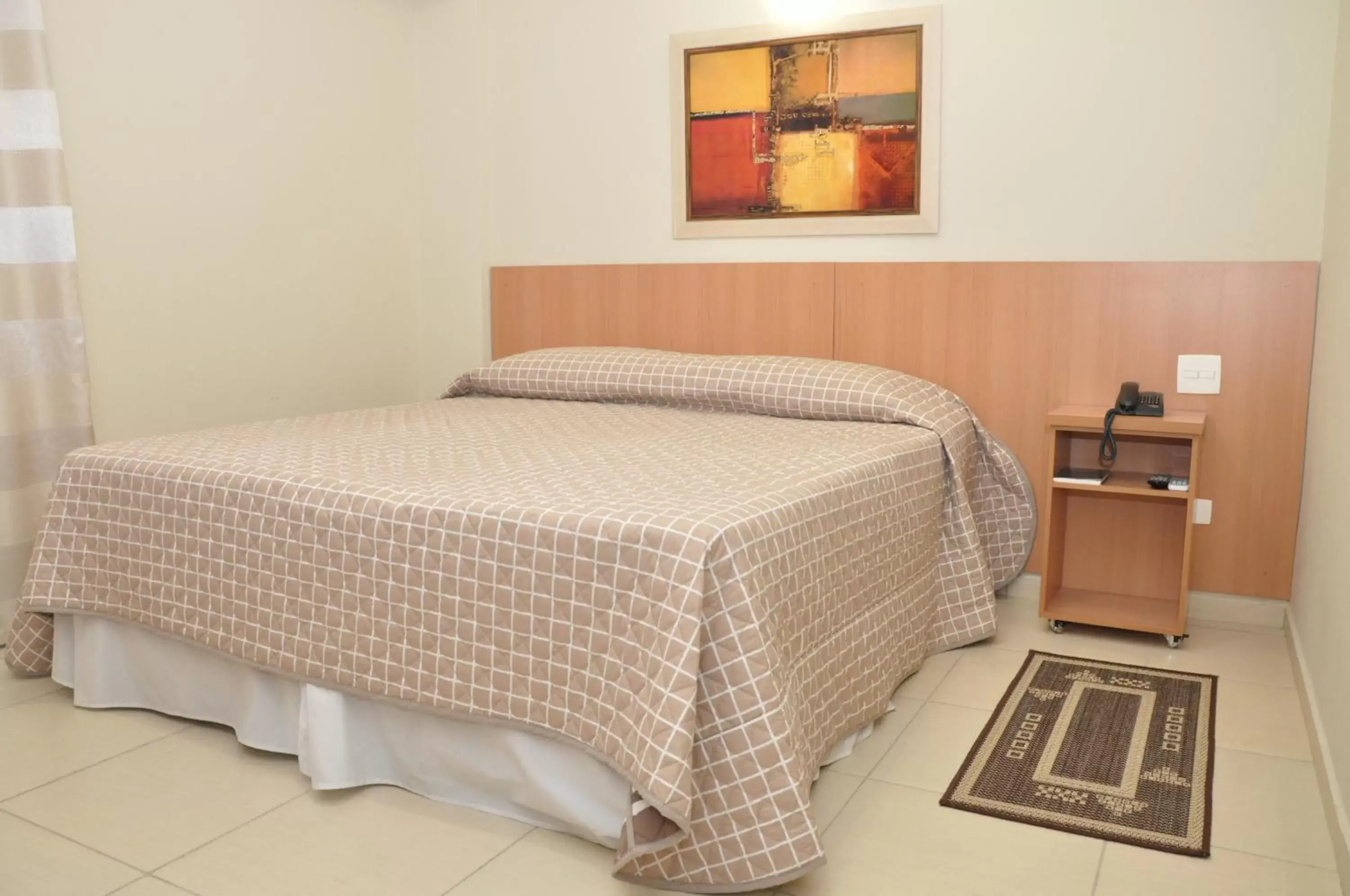 Standard Double or Twin Room in Lotus Hotel - à 6 km do Santuário de Aparecida-SP Standard Double or Twin Room in Lotus Hotel - à 6 km do Santuário de Aparecida-SP