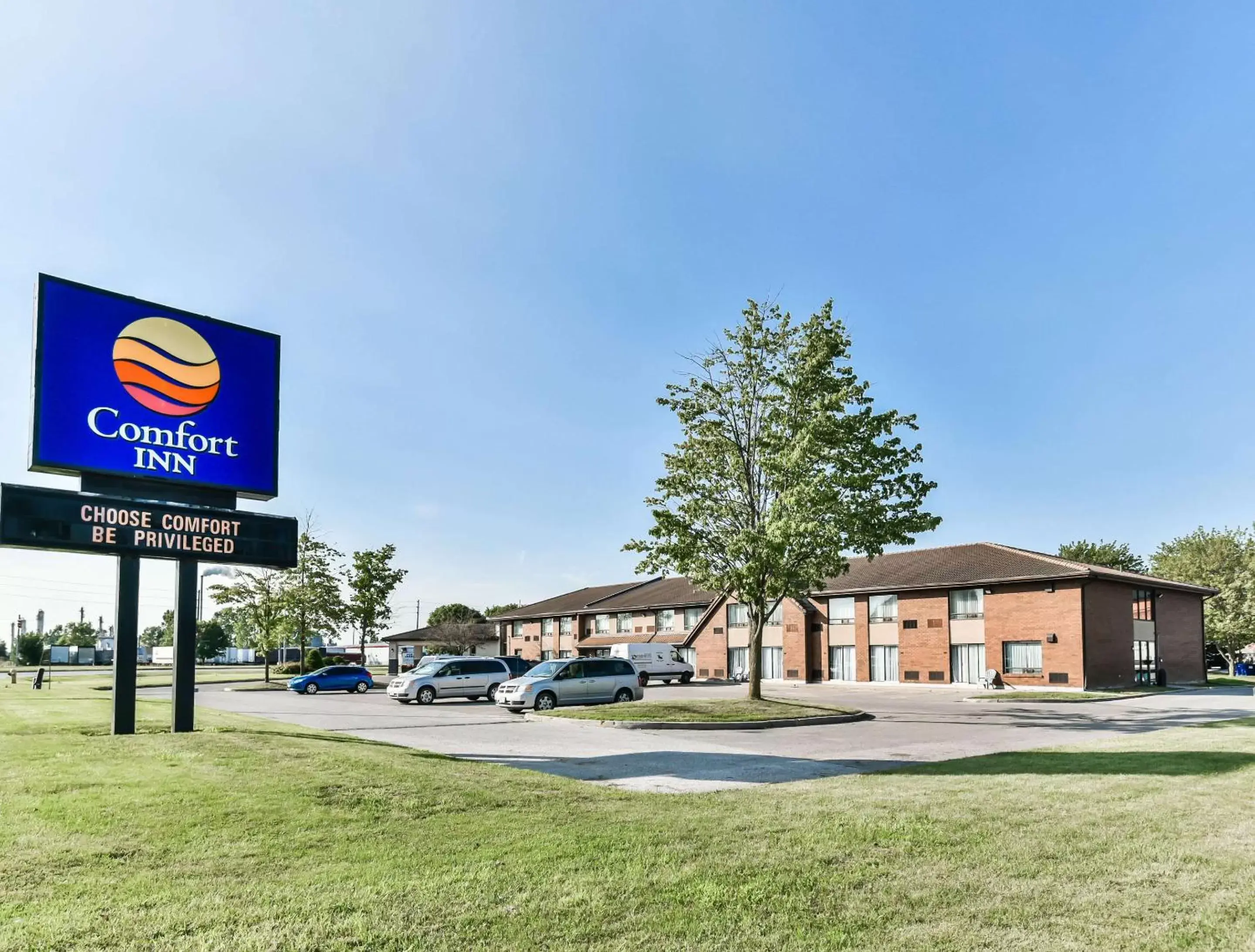 Property Building in Comfort Inn Chatham