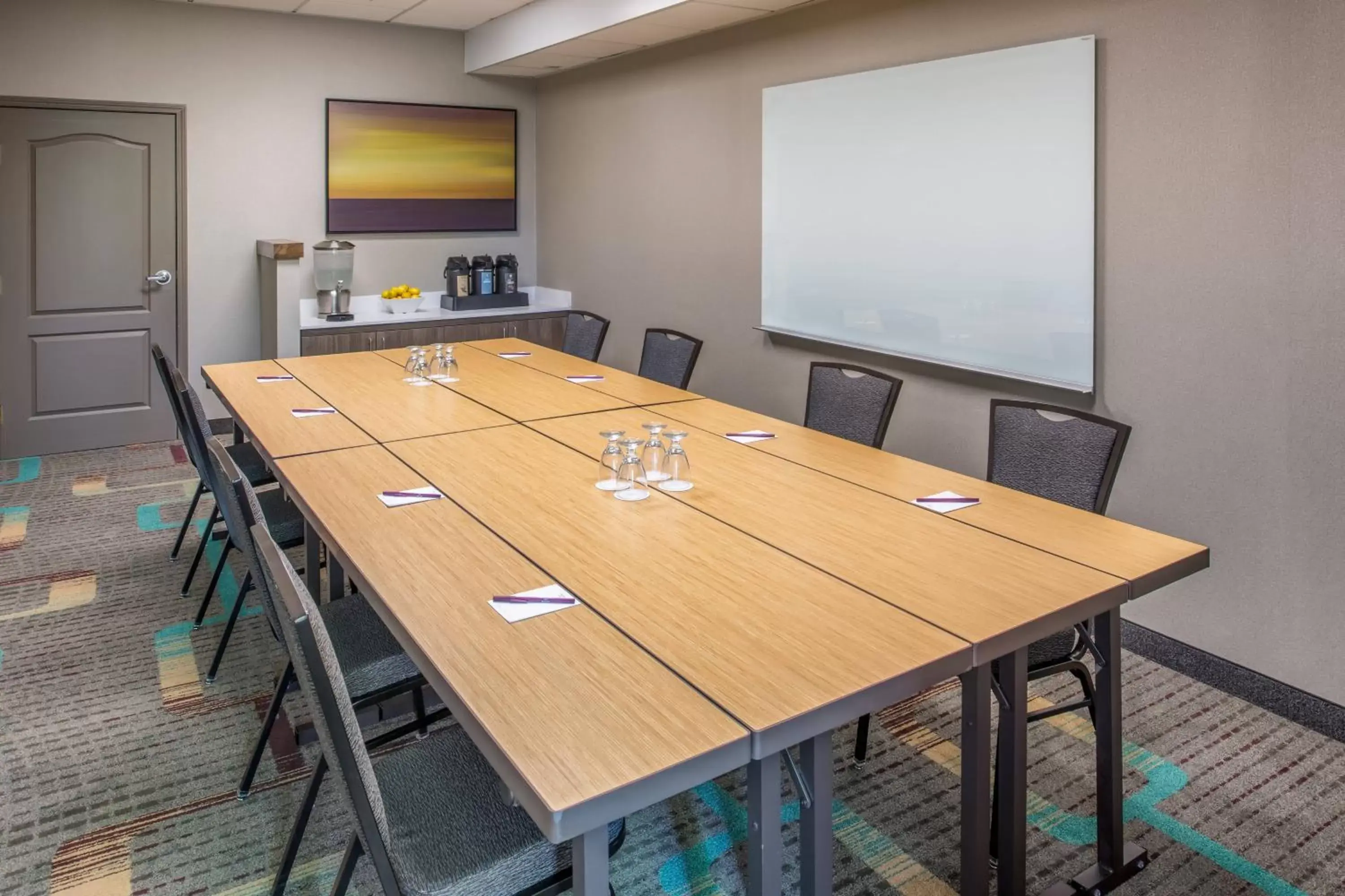 Meeting/conference room in Residence Inn by Marriott Portland North