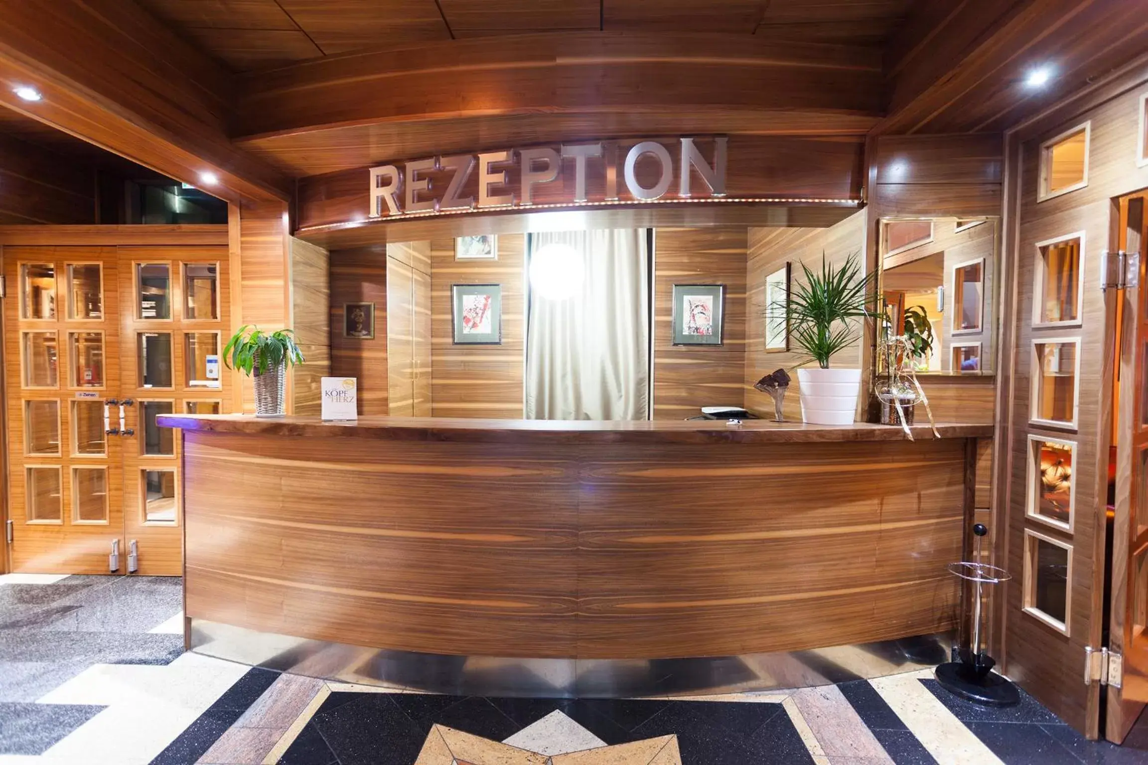 Lobby or reception, Lobby/Reception in Best Western Hotel Strasser