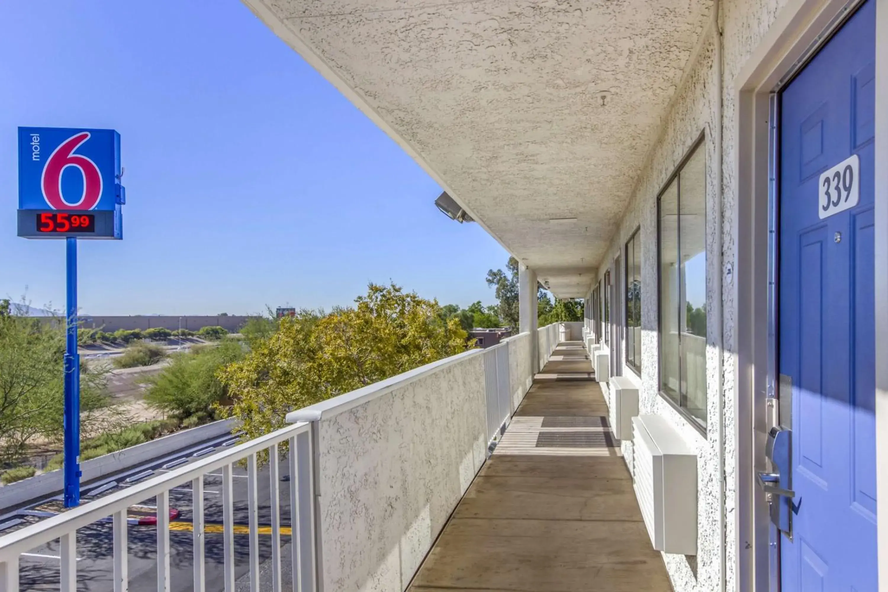 View (from property/room), Balcony/Terrace in Motel 6-Phoenix, AZ - West