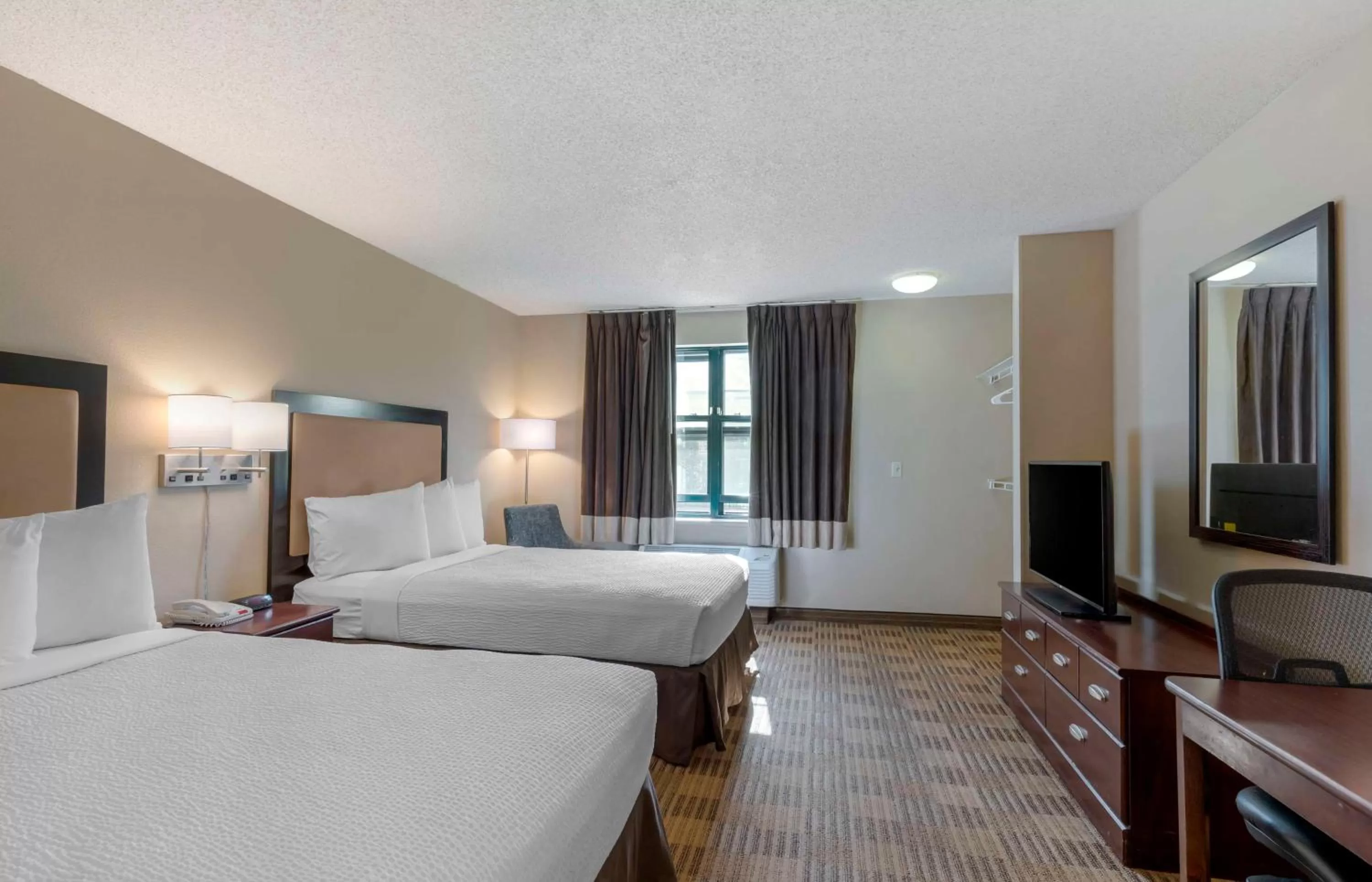 Bedroom, Bed in Extended Stay America Suites - Fremont - Warm Springs