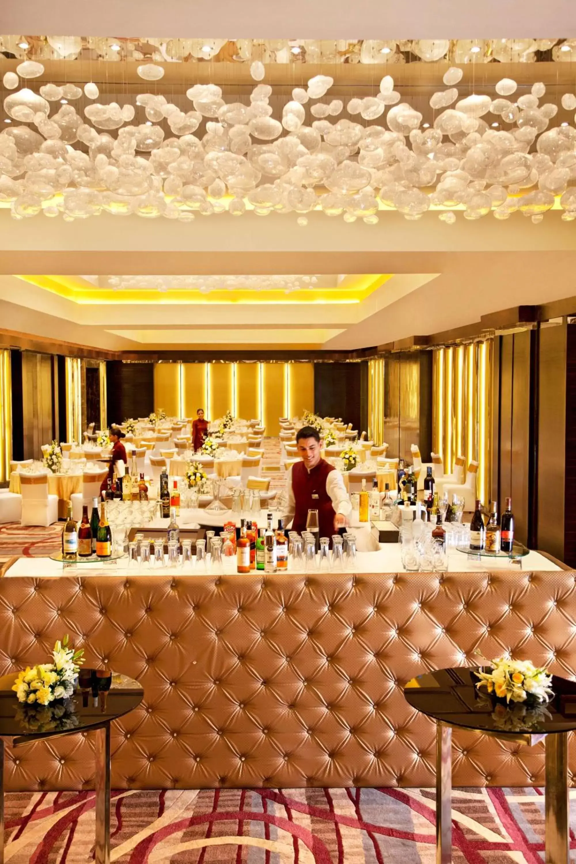 On site, Restaurant/Places to Eat in Radisson Blu Plaza Delhi Airport