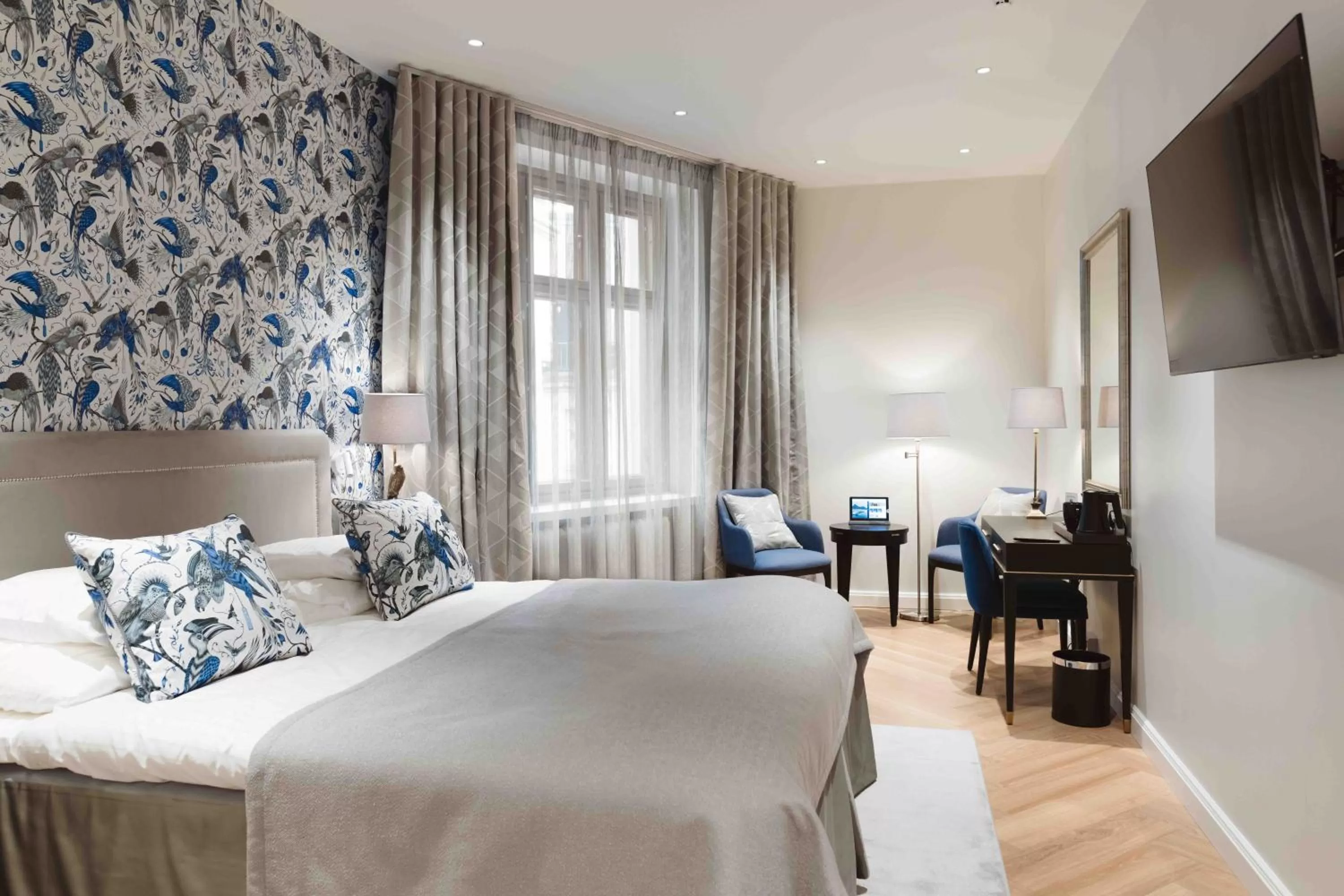 Bed in Hotel Bastian