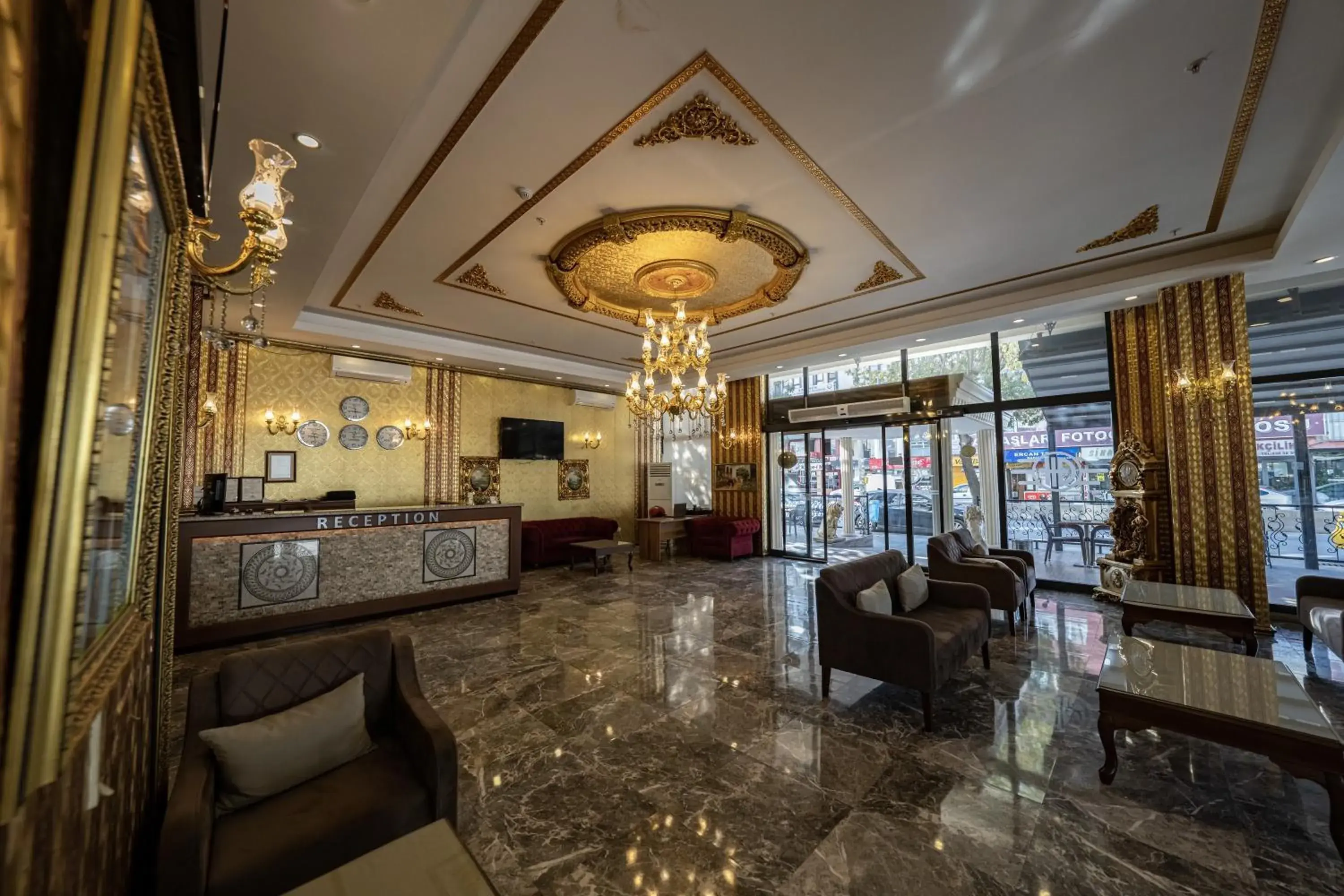 Lobby/Reception in Grand Hamit Hotel