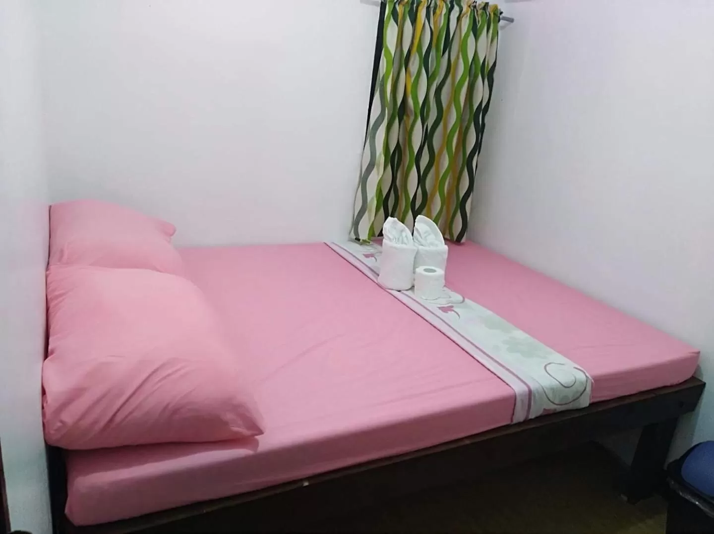 Bed in Gaea's Apartments