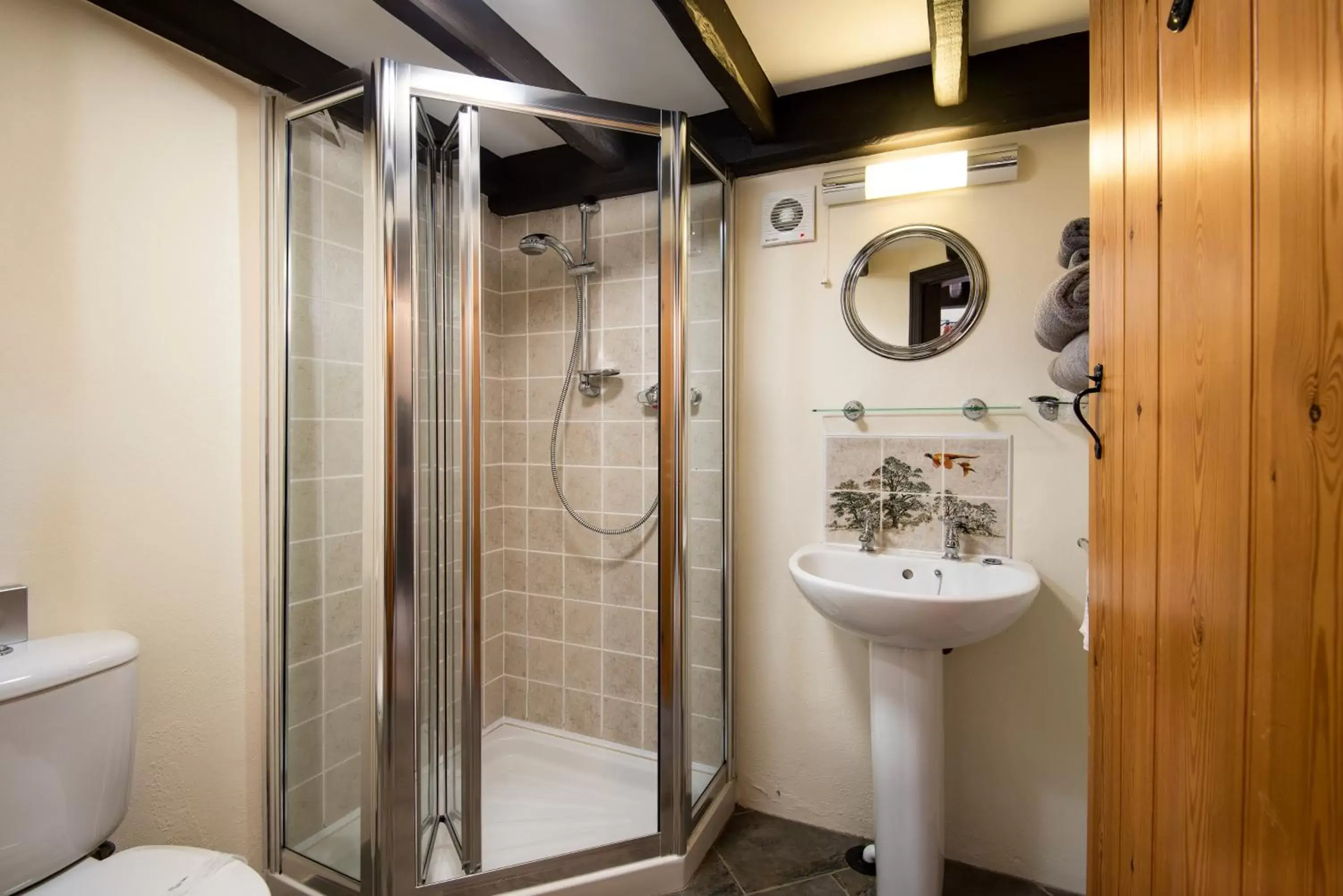 Bathroom in The Stables - The Inn Collection Group