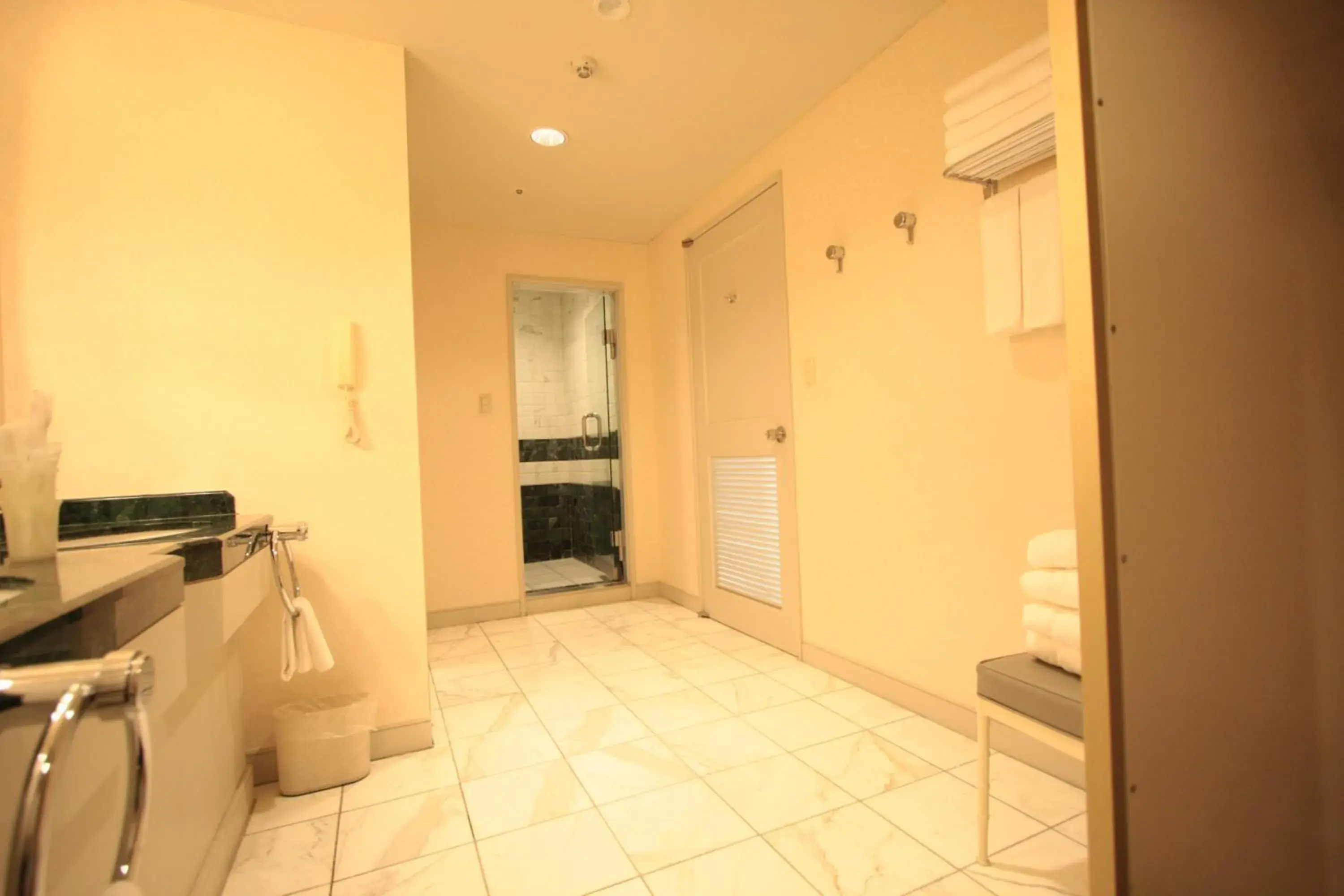 Bathroom in Sendai Hills Hotel