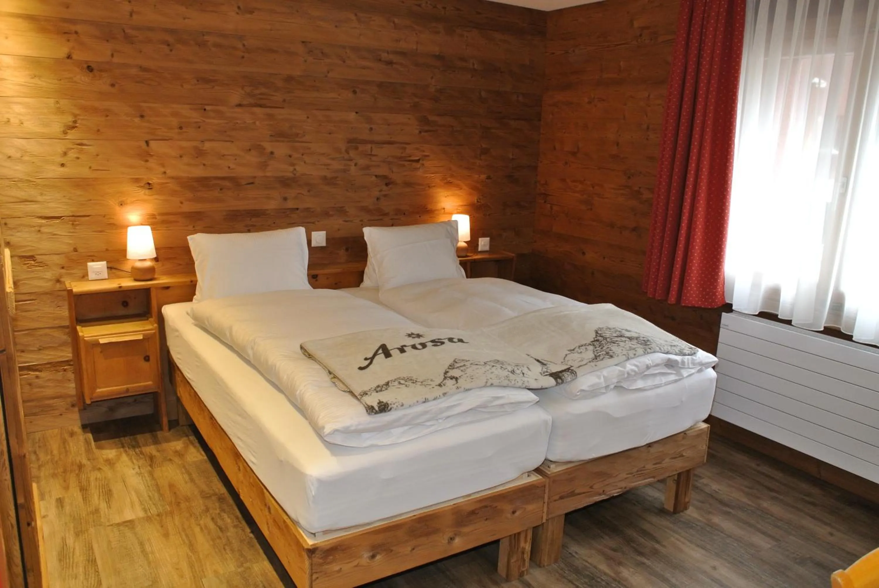 Photo of the whole room, Bed in Arosa Vetter Hotel