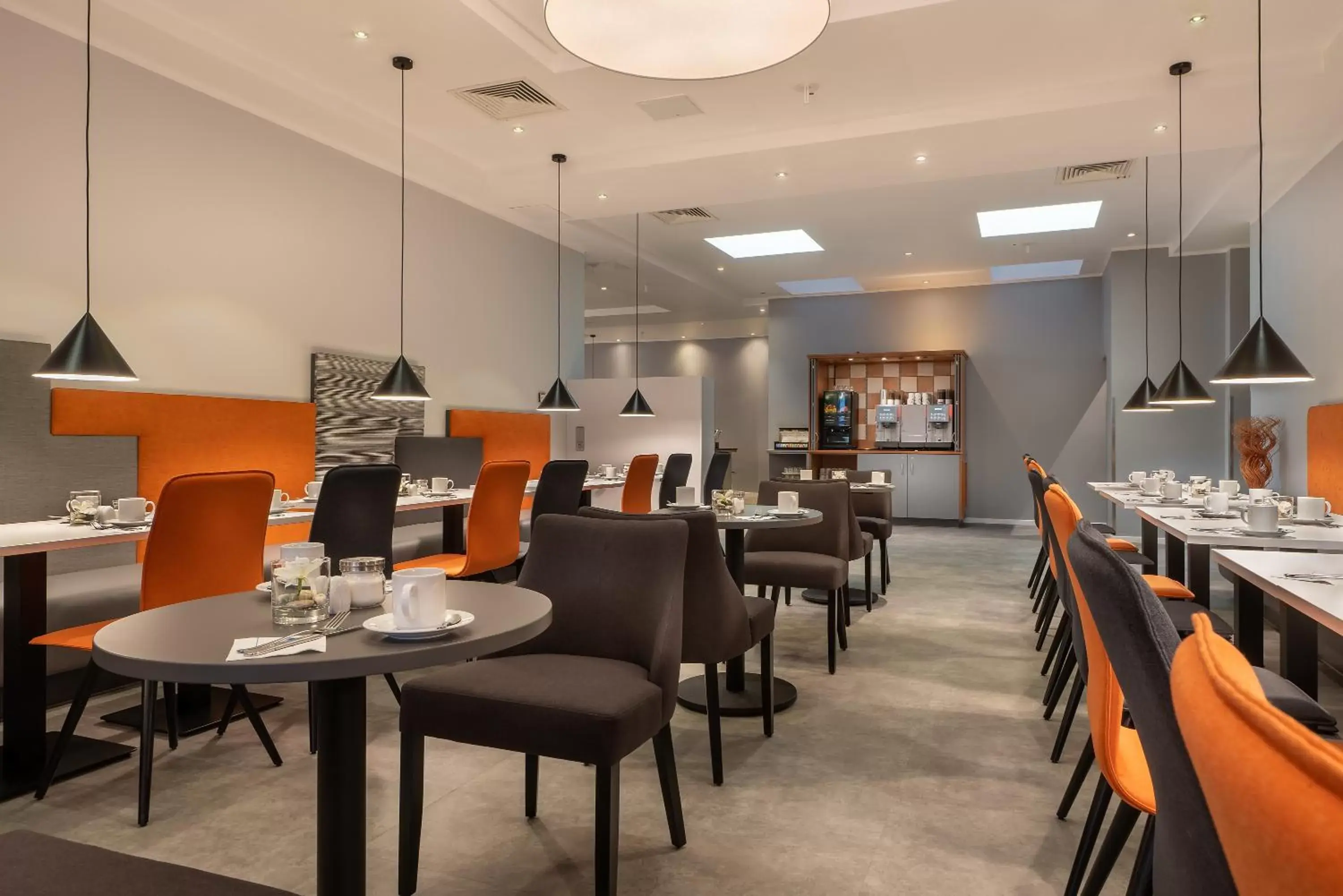 Restaurant/places to eat in Garner Hotel Wiesbaden City by IHG Restaurant/places to eat in Garner Hotel Wiesbaden City by IHG