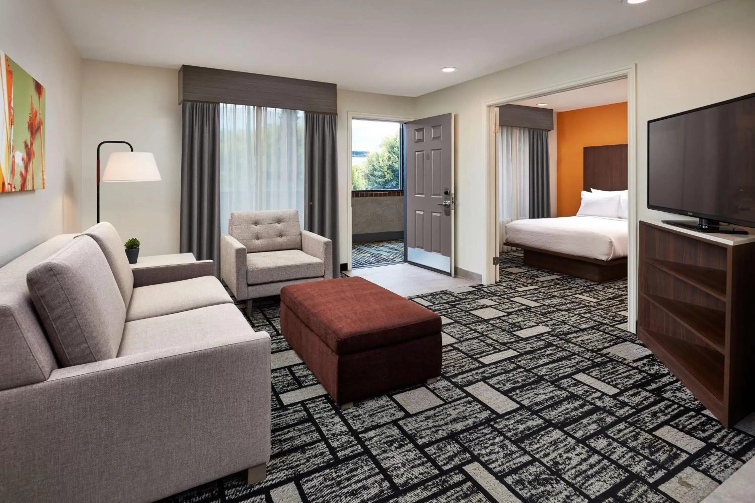 Photo of the whole room, Seating Area in Best Western Plus Meridian Inn & Suites, Anaheim-Orange