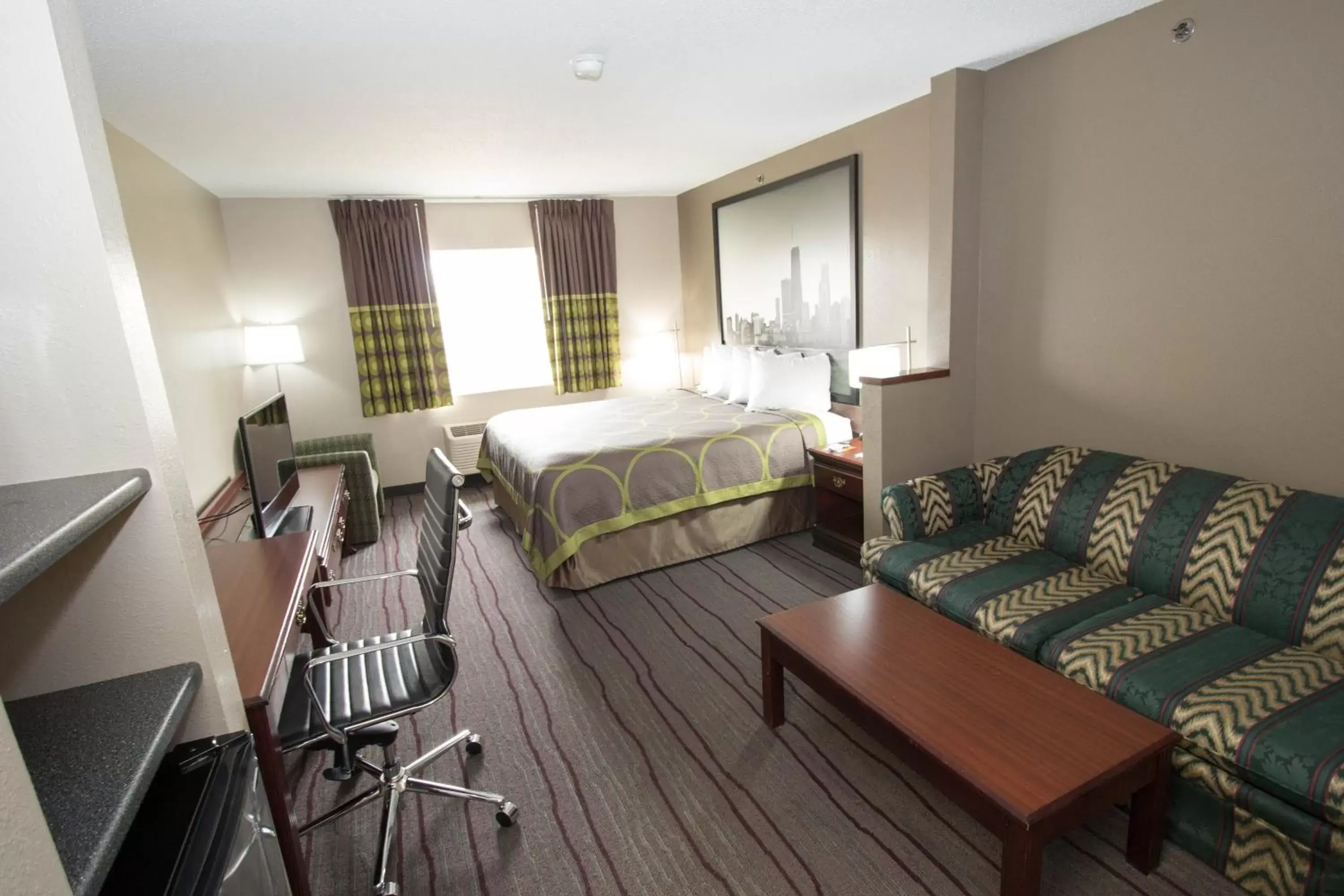 Bed in Super 8 by Wyndham Chicago O'Hare Airport