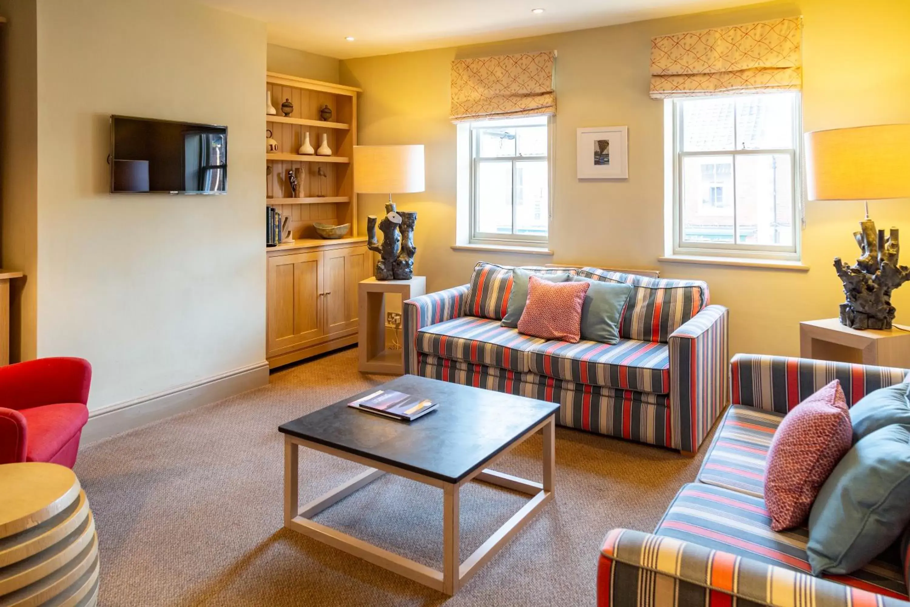 Seating Area in Crown Hotel