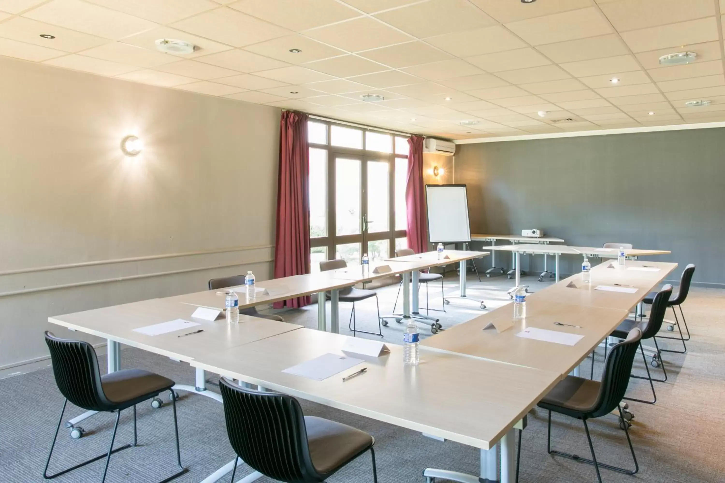 Meeting/conference room in ibis Avignon Sud