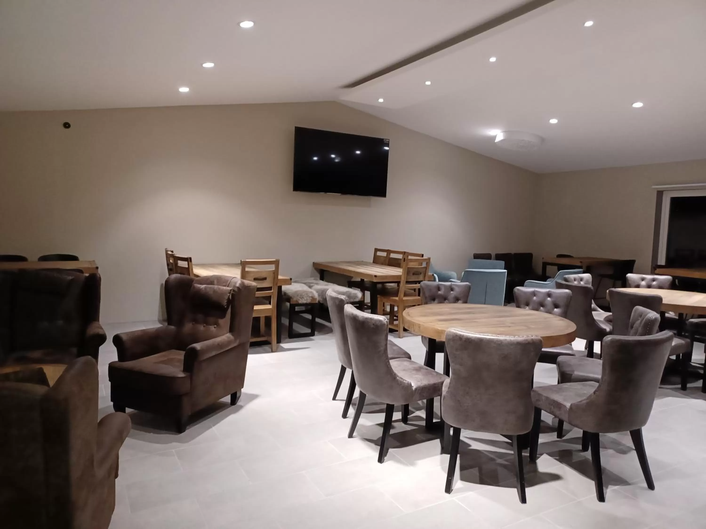 Lounge or bar in Solstickan Hotell & Vandrarhem