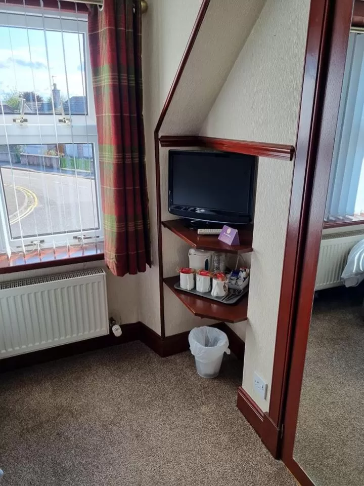 TV and multimedia in Tanera