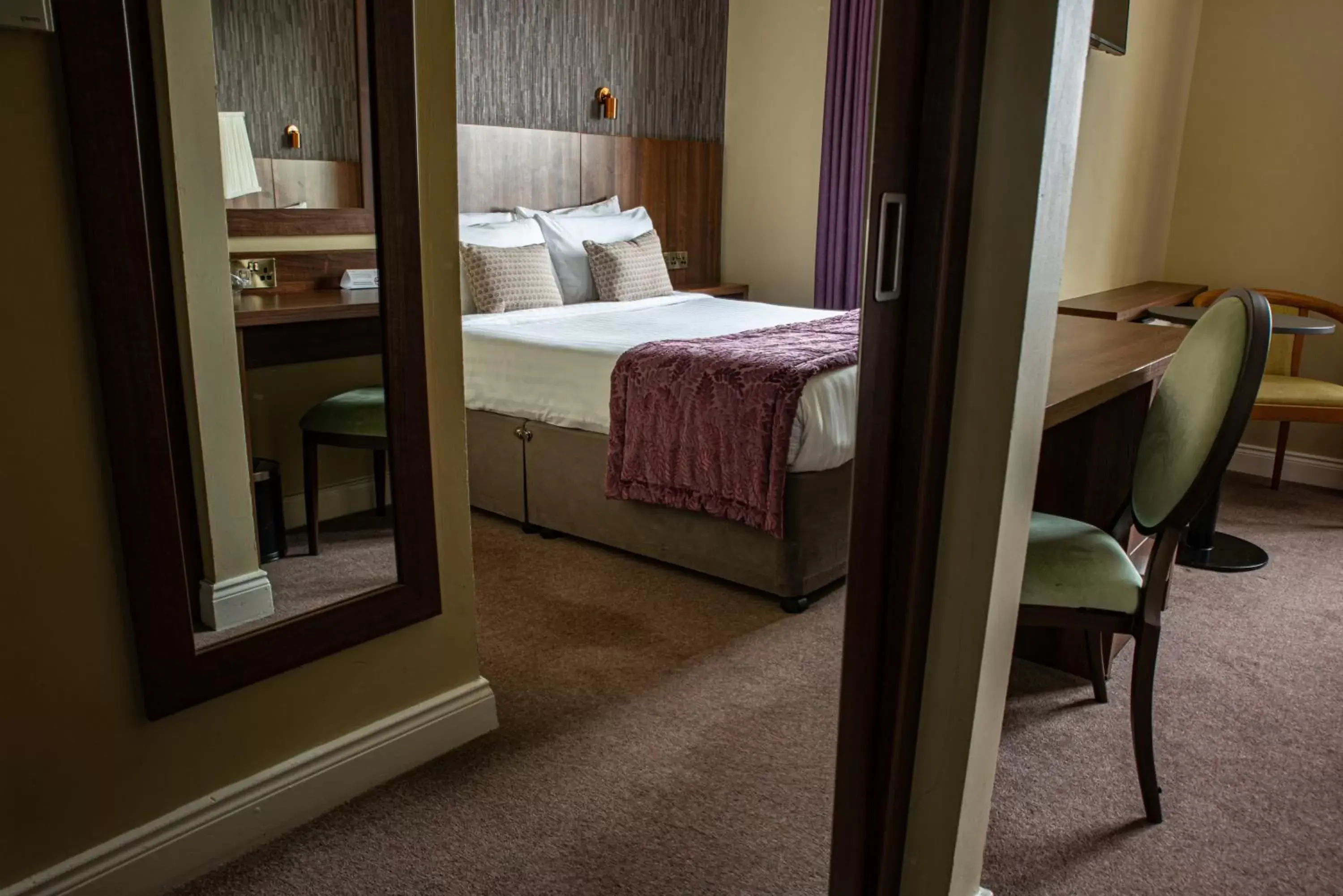 Photo of the whole room, Bed in Arklow Bay Hotel and Leisure Club