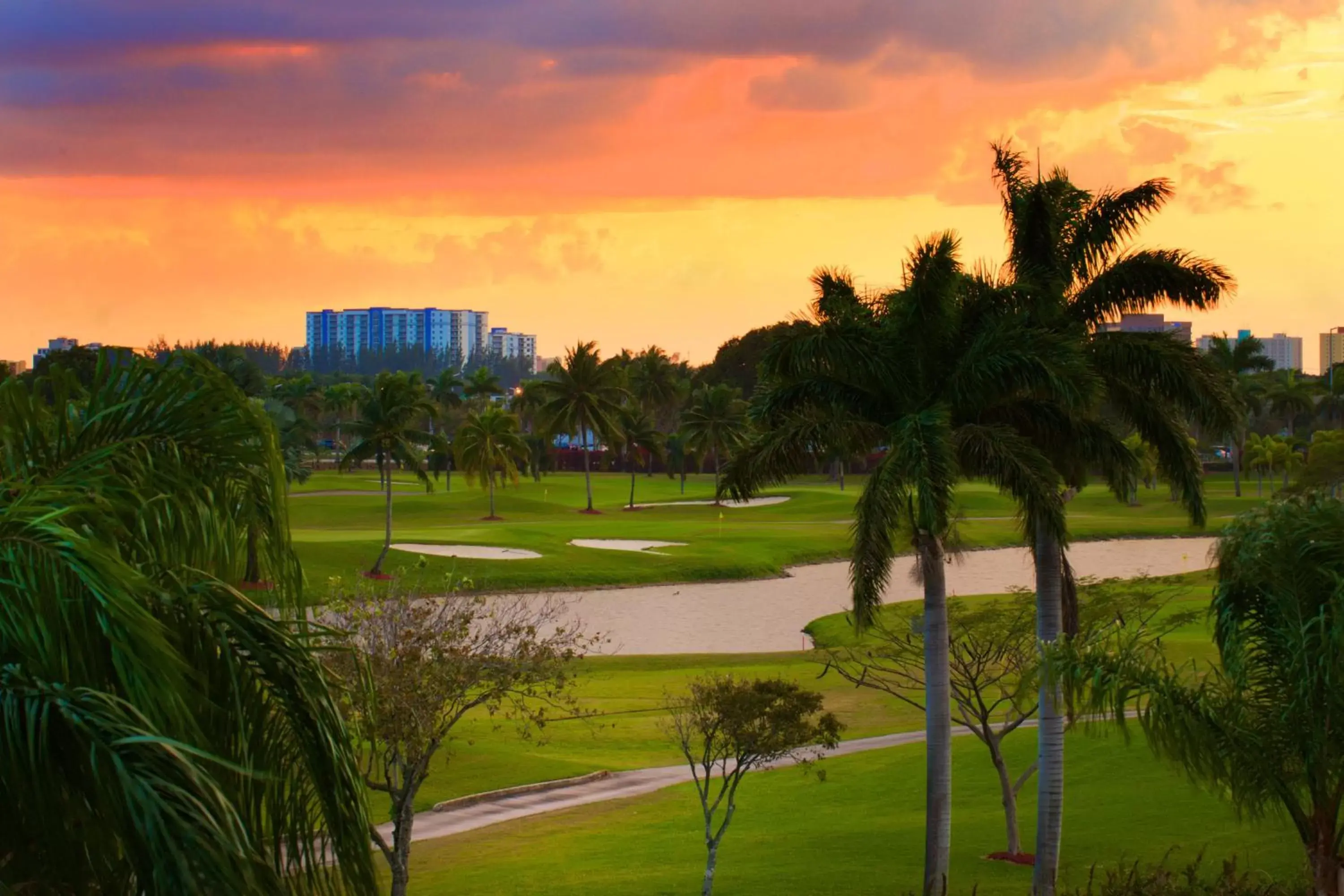 Golfcourse in Sheraton Miami Airport Hotel and Executive Meeting Center
