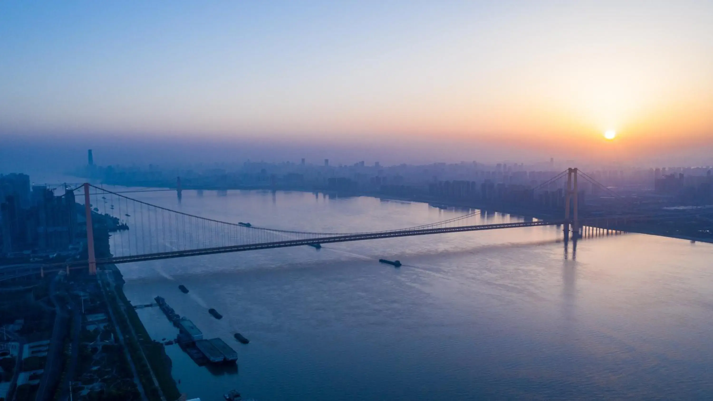 Nearby landmark, Sunrise/Sunset in InterContinental Wuhan, an IHG Hotel