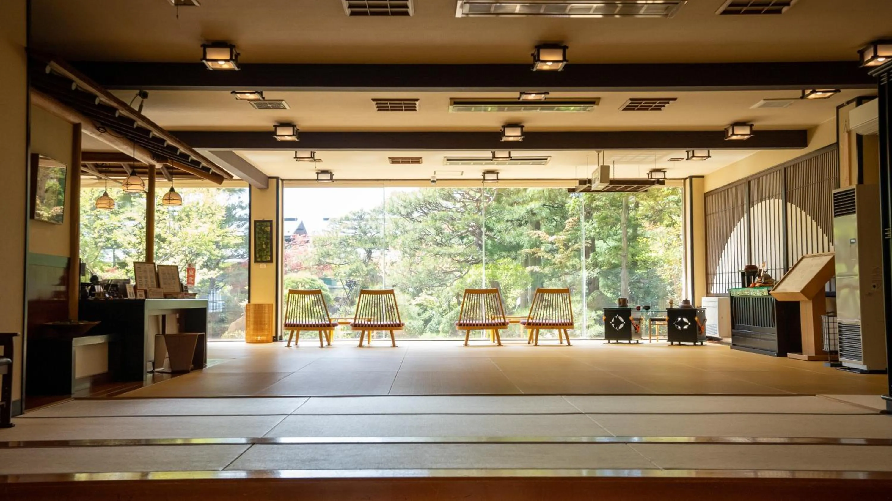Lobby or reception in Hohoemino Kuyufu Tsuruya