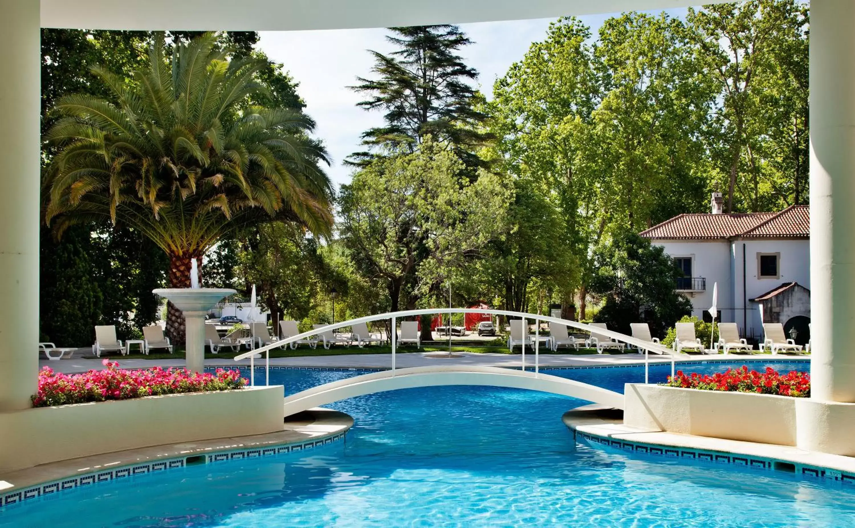 Swimming Pool in Hotel Dos Templarios