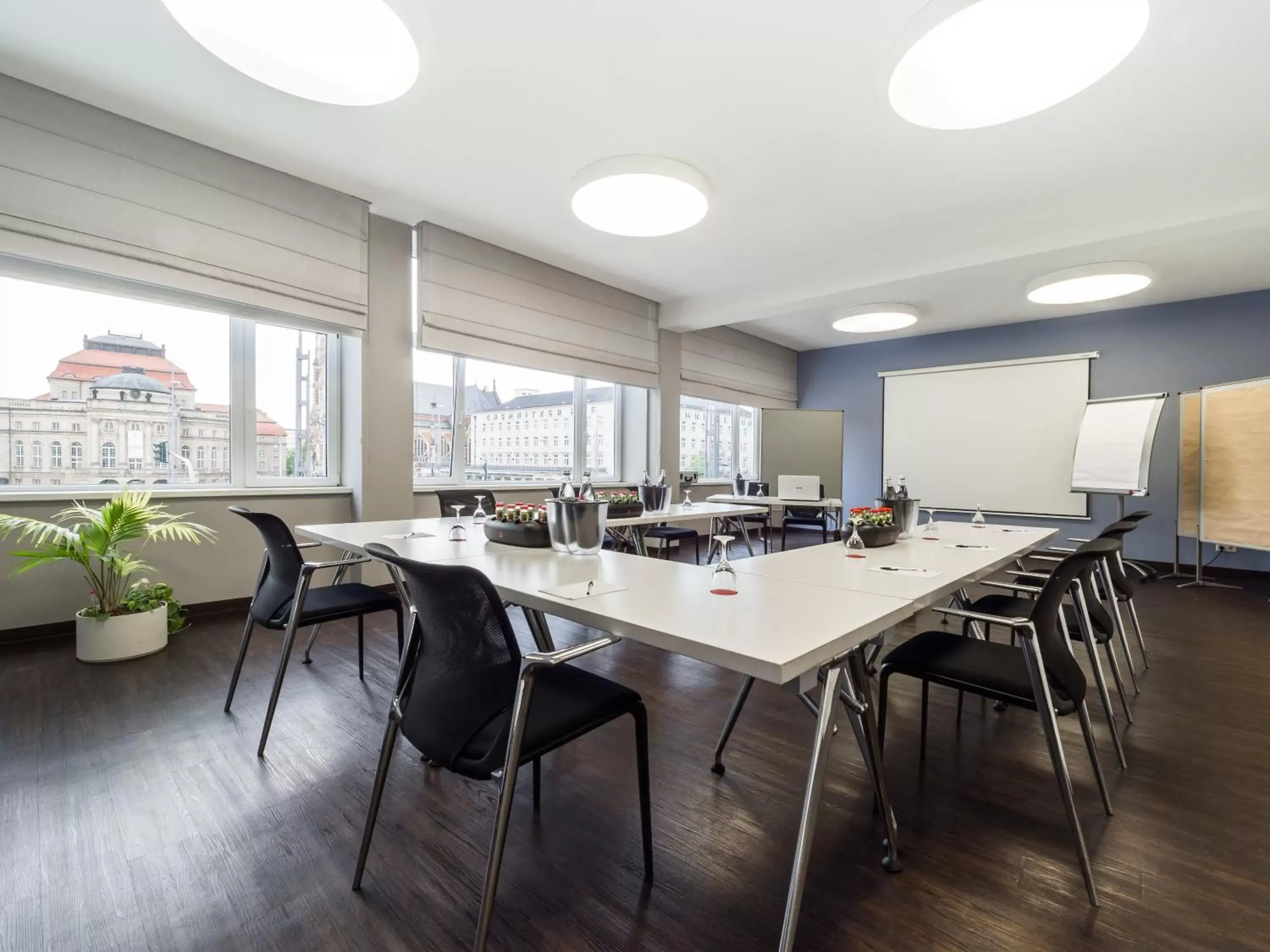 Business facilities, Business Area/Conference Room in Hotel an der Oper