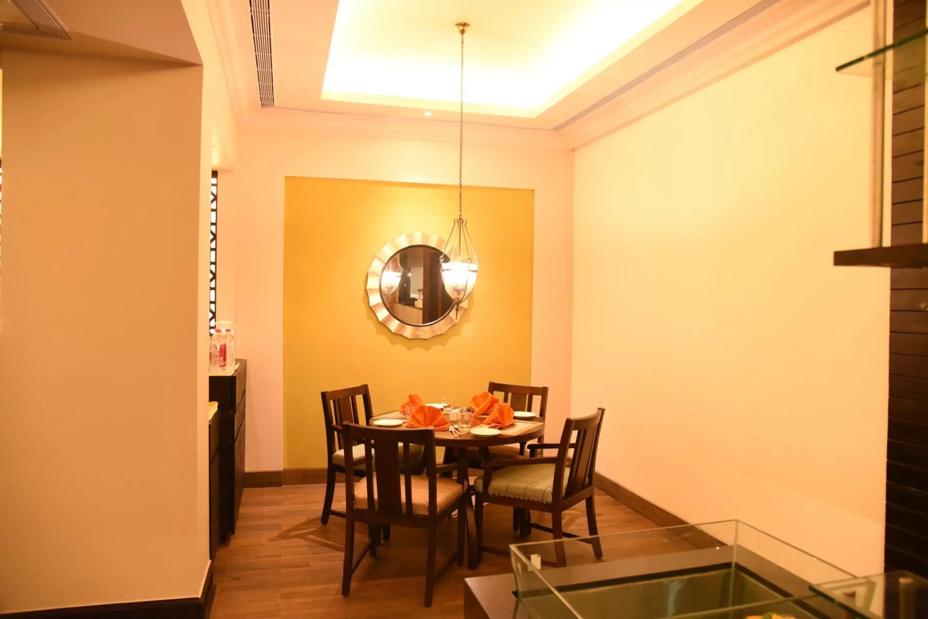 Restaurant/places to eat, Dining Area in The Gateway Hotel Beach Road, Calicut